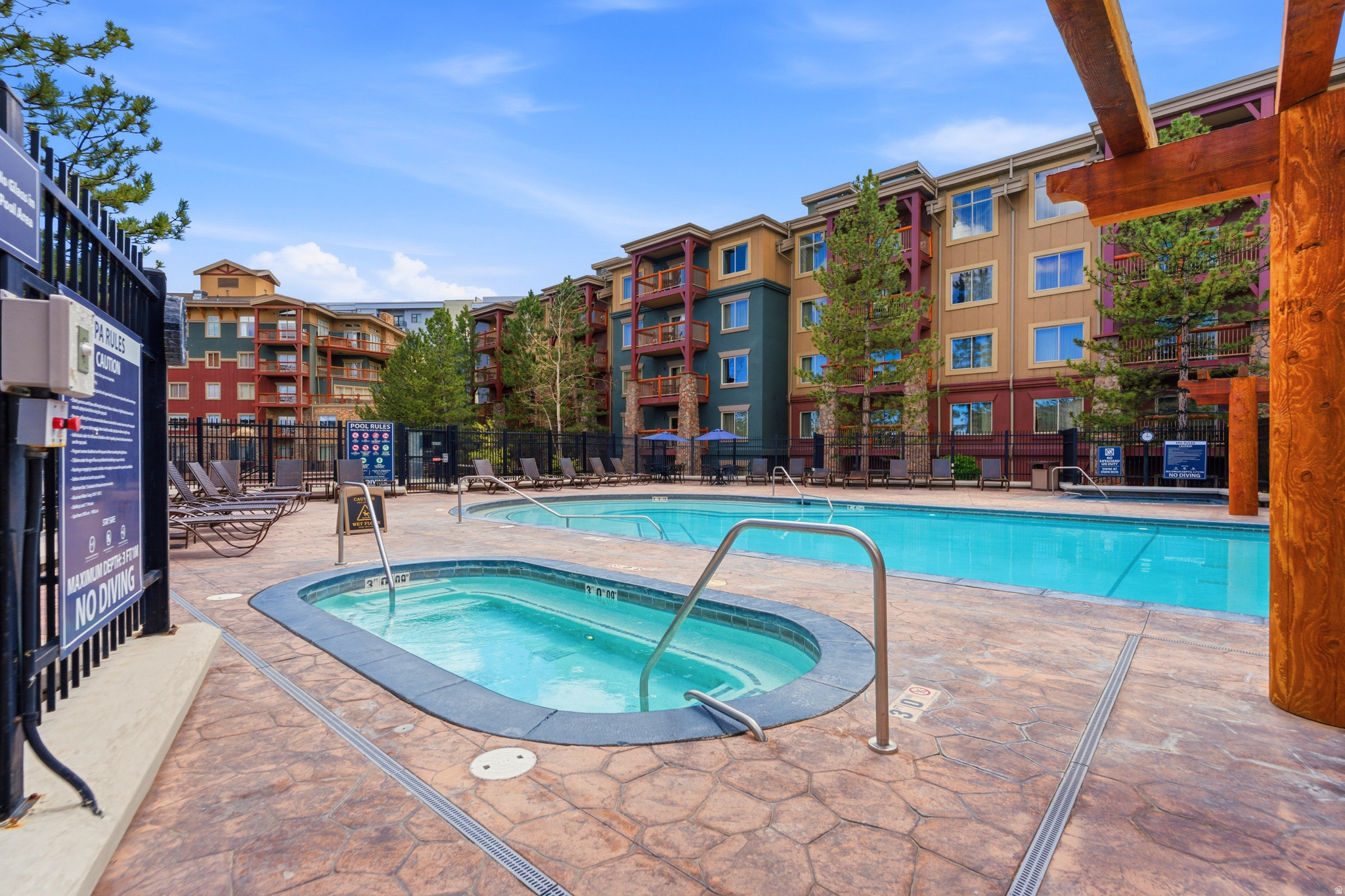 LODGE AT WESTGATE - Residential
