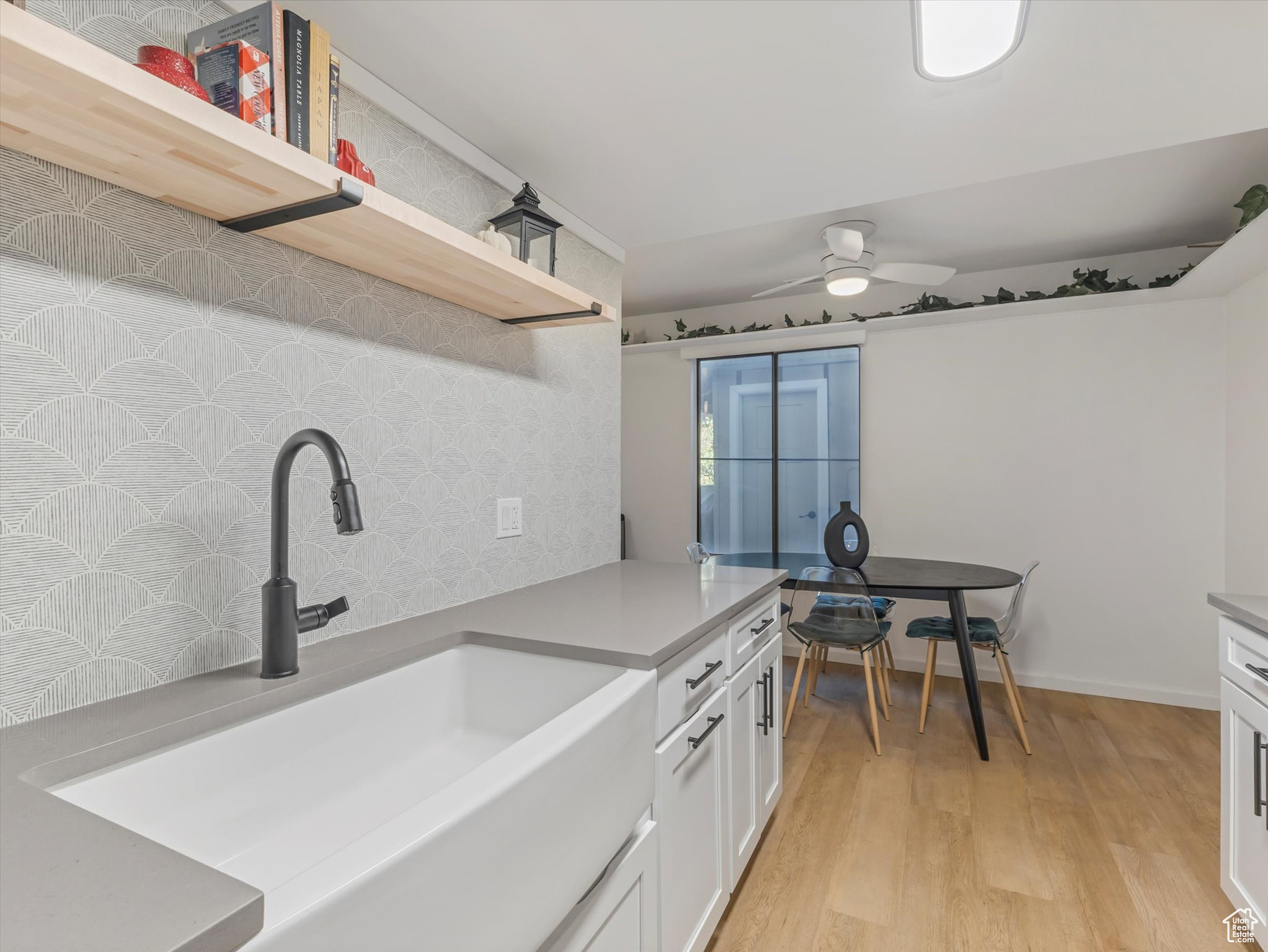 HIDDEN LAKE CONDM - Residential