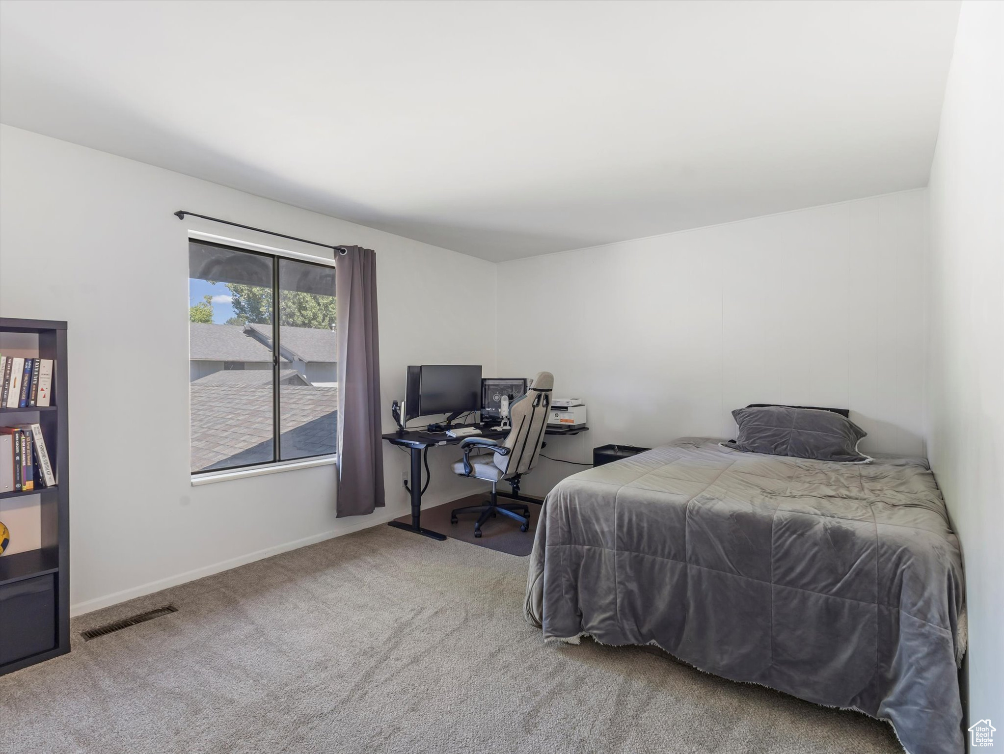 HIDDEN LAKE CONDM - Residential