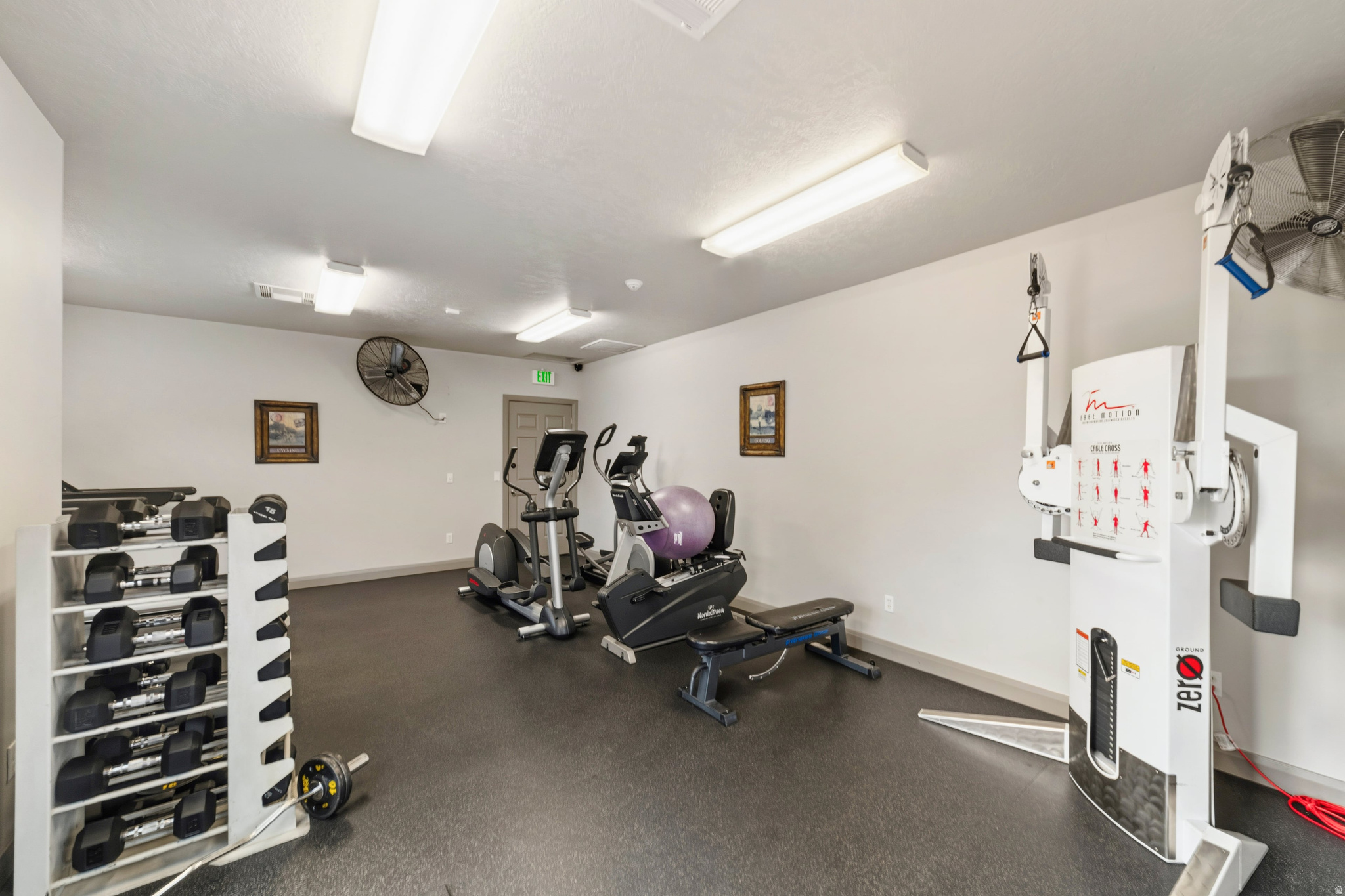 HIDDEN VALLEY TOWN HOMES PUD PH 1 - Residential