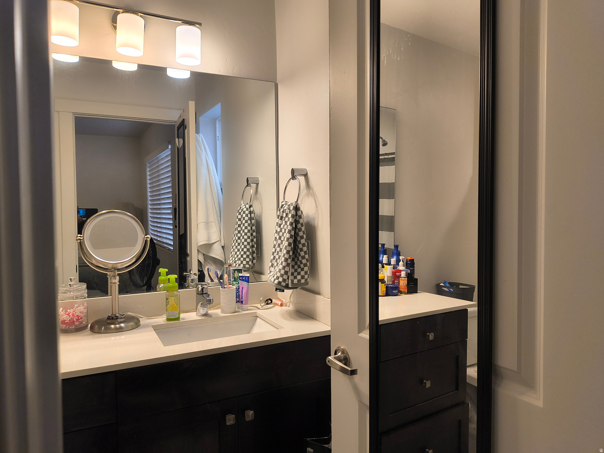 HUNTERS - Residential