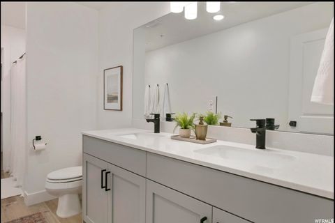 Tiny photo for 5399 S CERULEAN LN LN #99, Saint George, UT 84790 (MLS # 2127152)