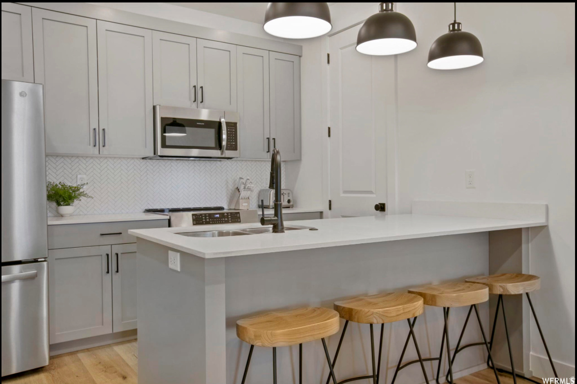 DESERT COLOR SKYLINE - Residential