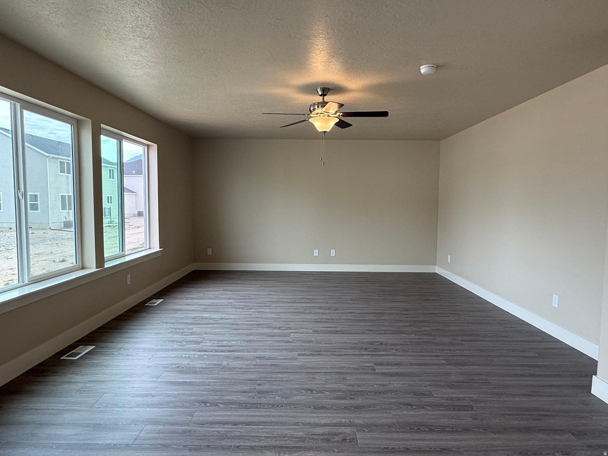 TIMBER RANCH - Residential