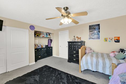 Tiny photo for 846 S 1625 E #C, Clearfield, UT 84015 (MLS # 2146871)