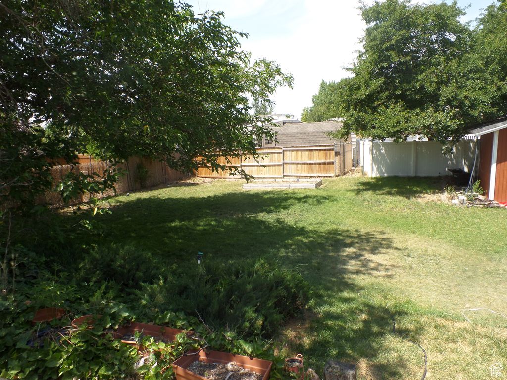 Photo of 1053 E 10600 S, Sandy, UT 84094 (MLS # 2119070)