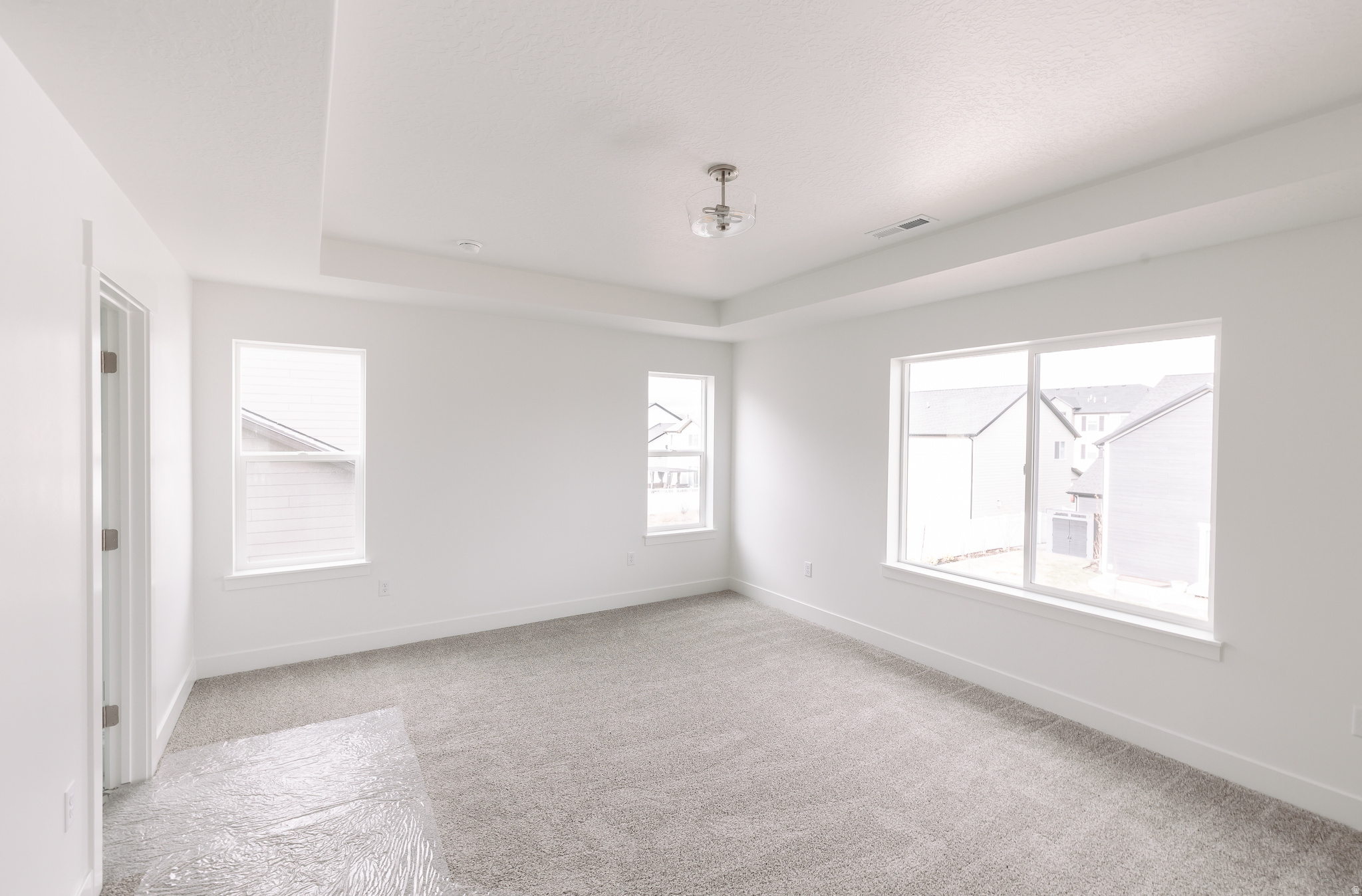 MOUNTAIN RIDGE - Residential