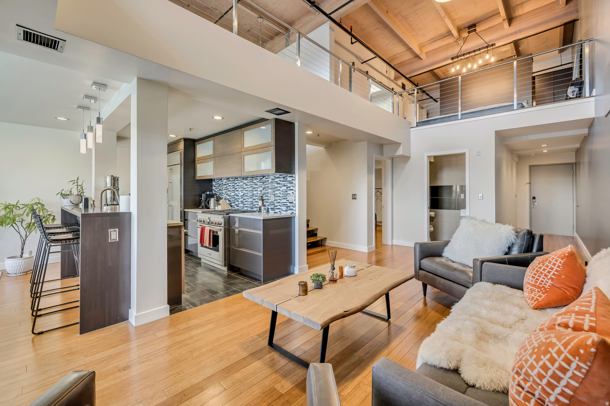 WESTGATE LOFTS - Residential
