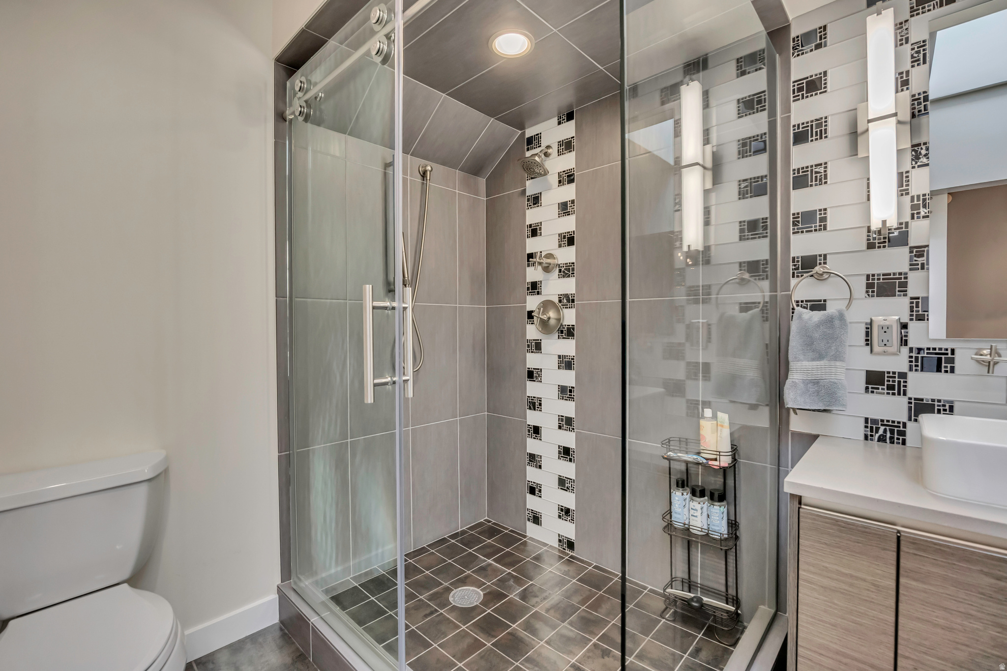 WESTGATE LOFTS - Residential