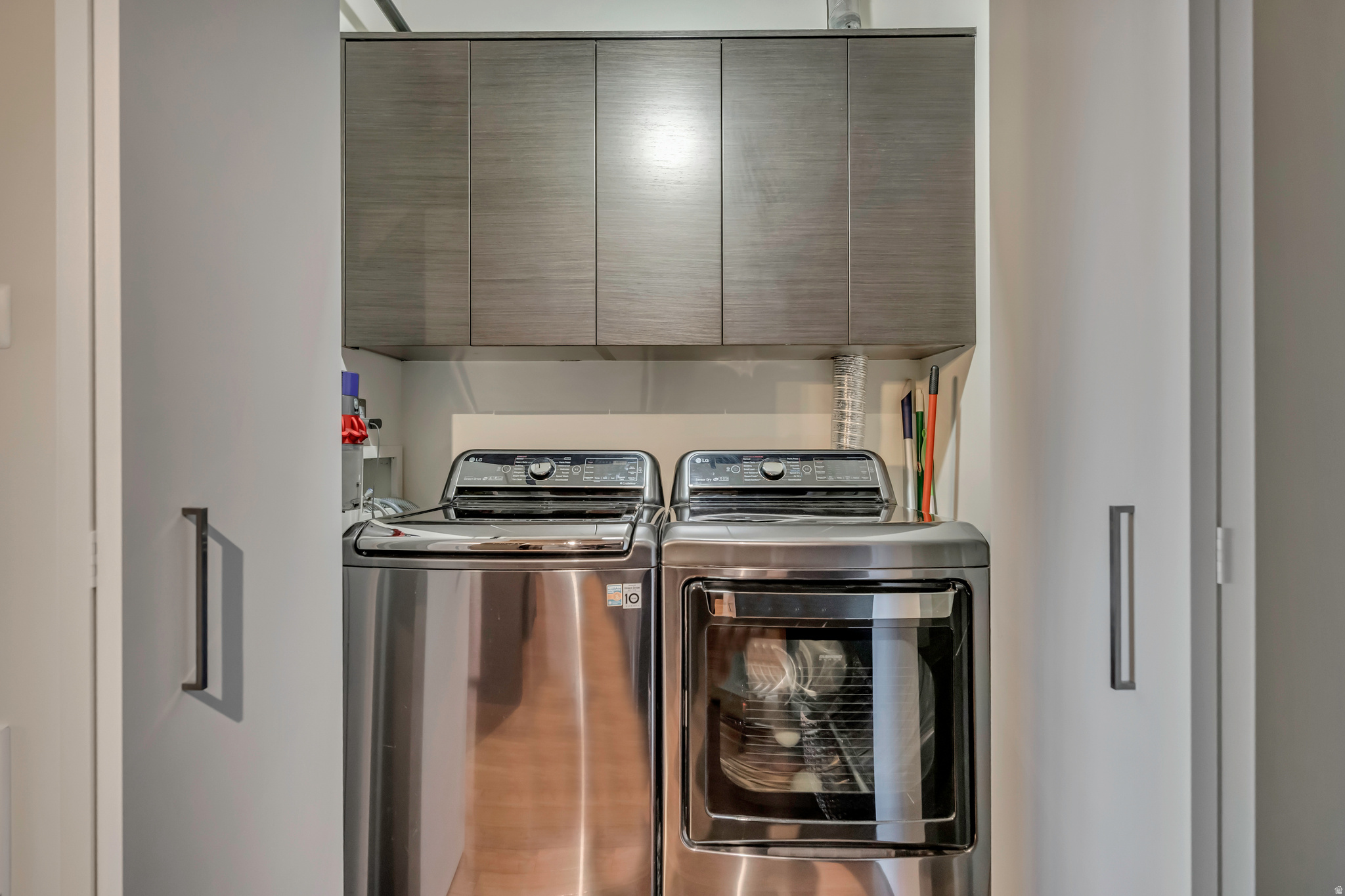 WESTGATE LOFTS - Residential