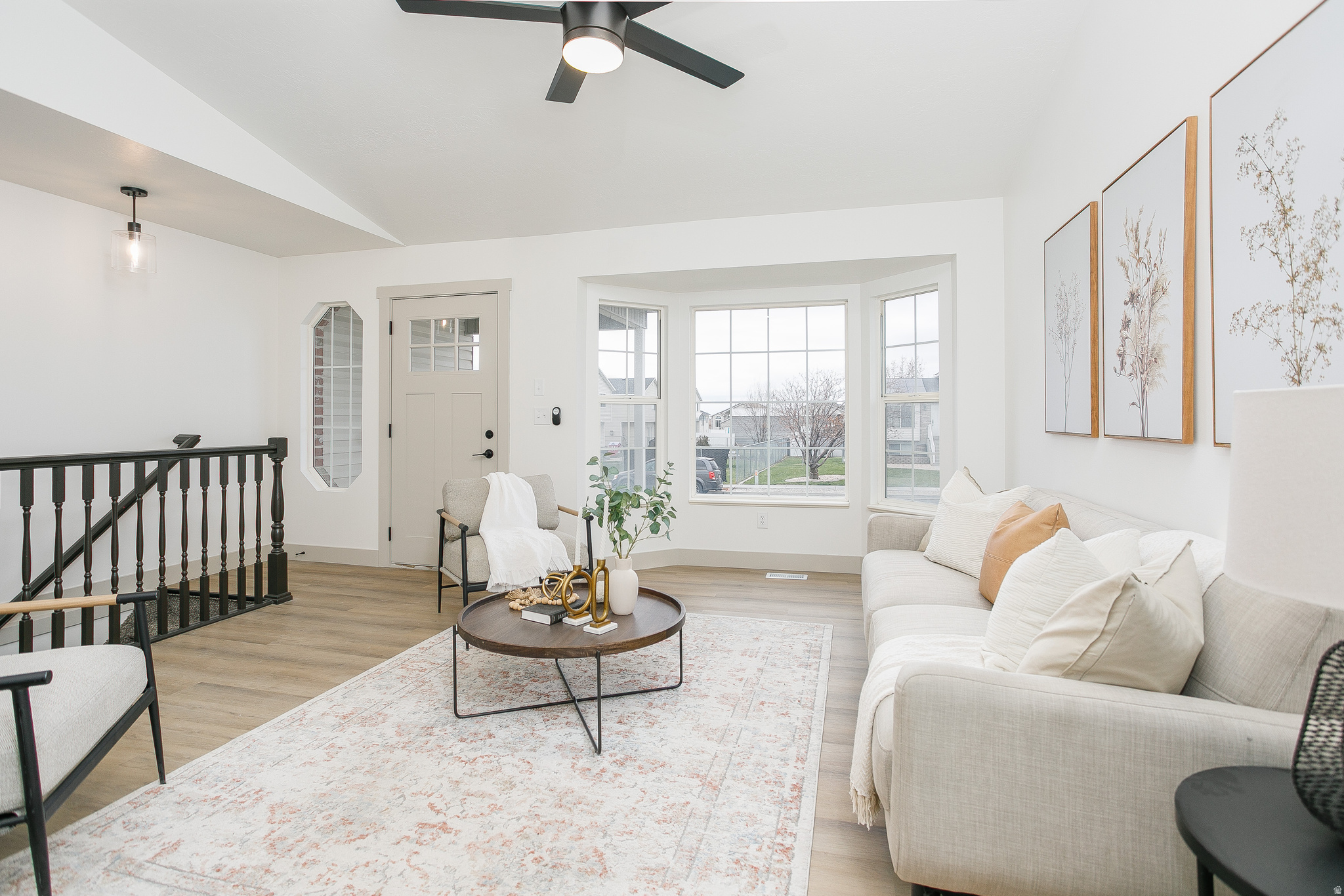 WOODMERE ESTATES - Residential