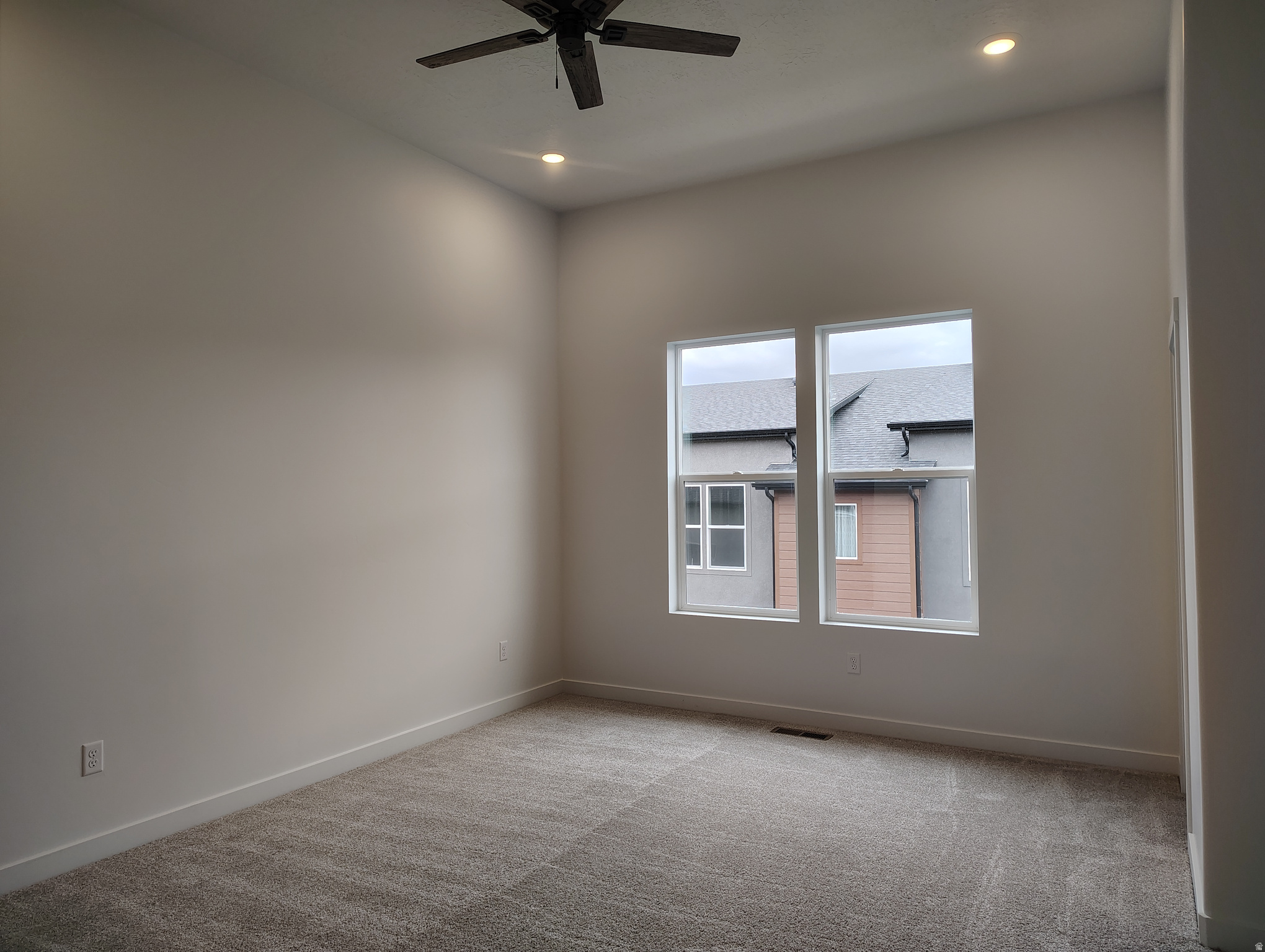 MILLENNIAL PARK - Residential