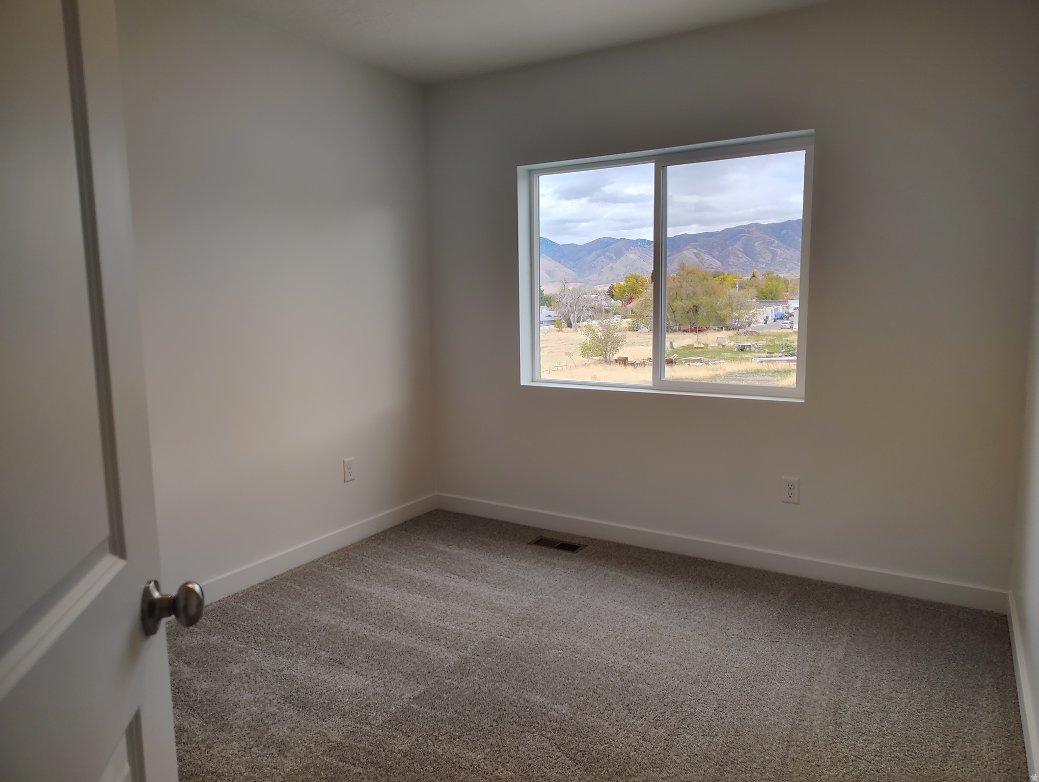 MILLENNIAL PARK - Residential