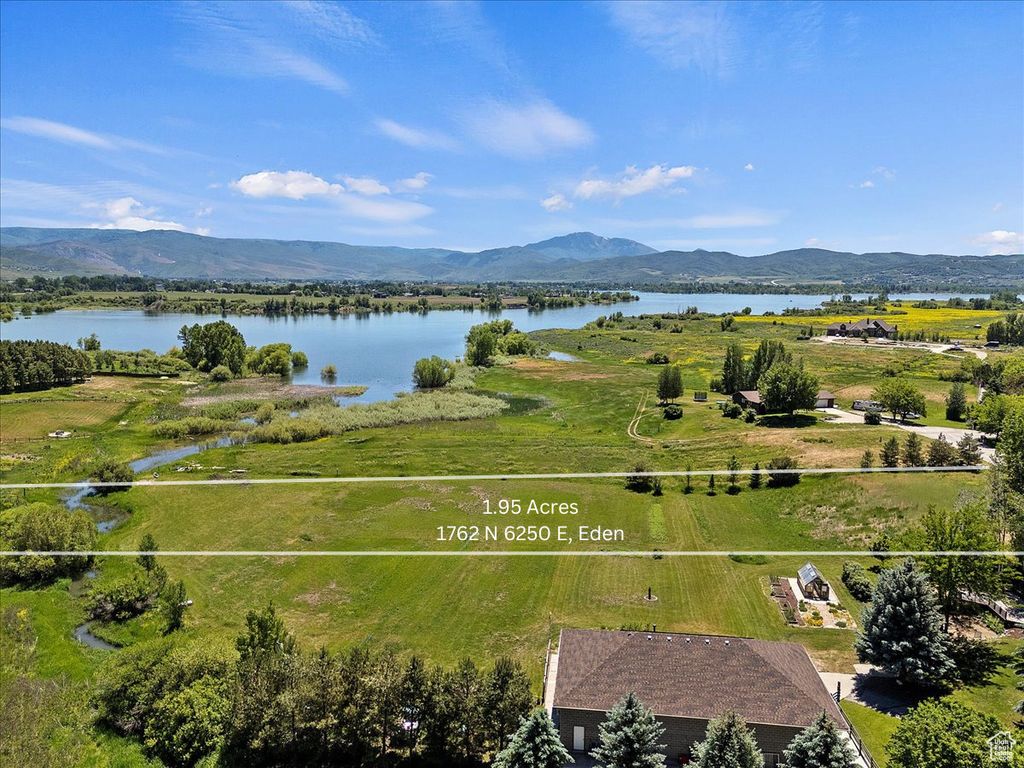 Photo of 1762 N 6250 E #5, Eden, UT 84310 (MLS # 2119668)