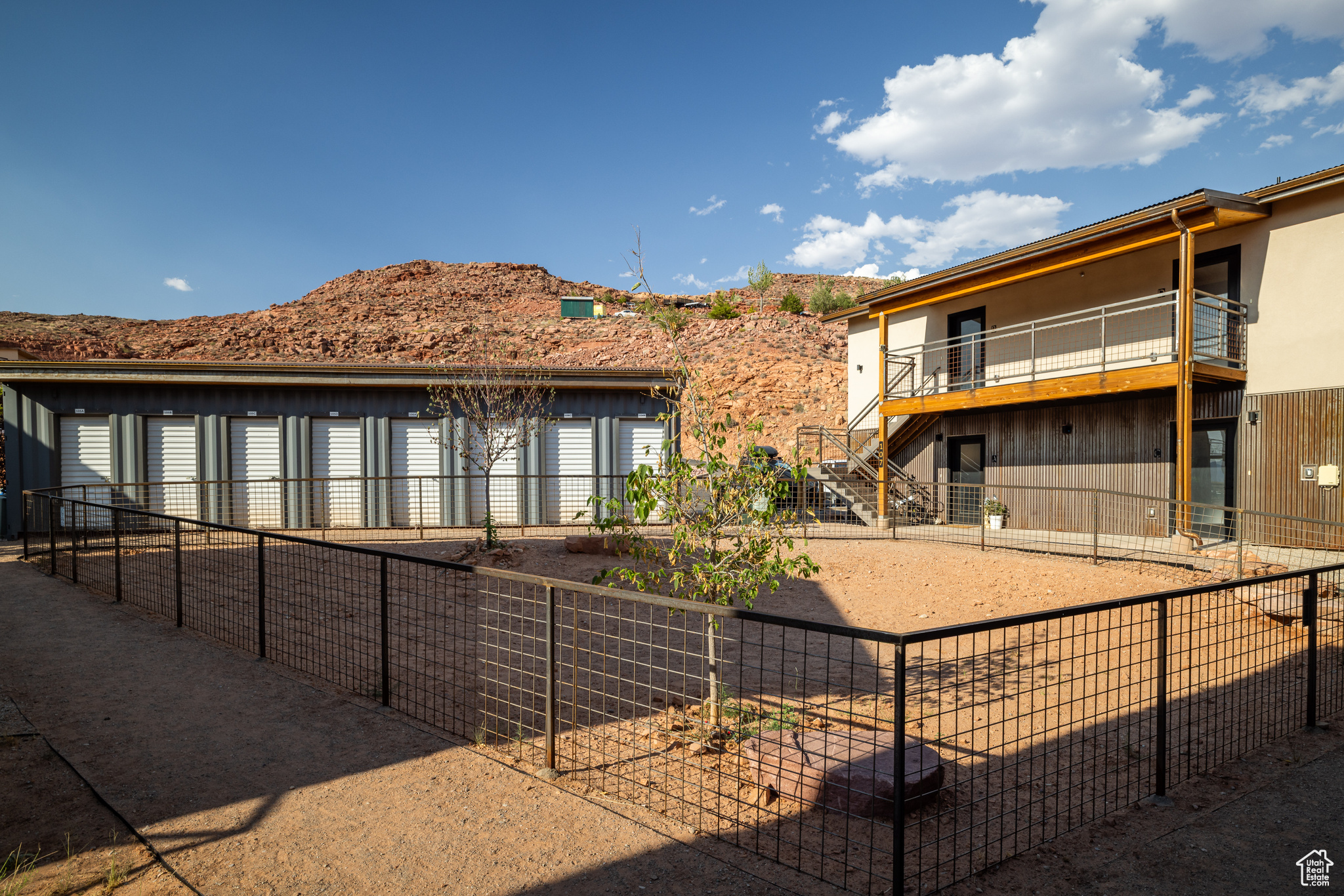 MURPHY FLATS - Residential