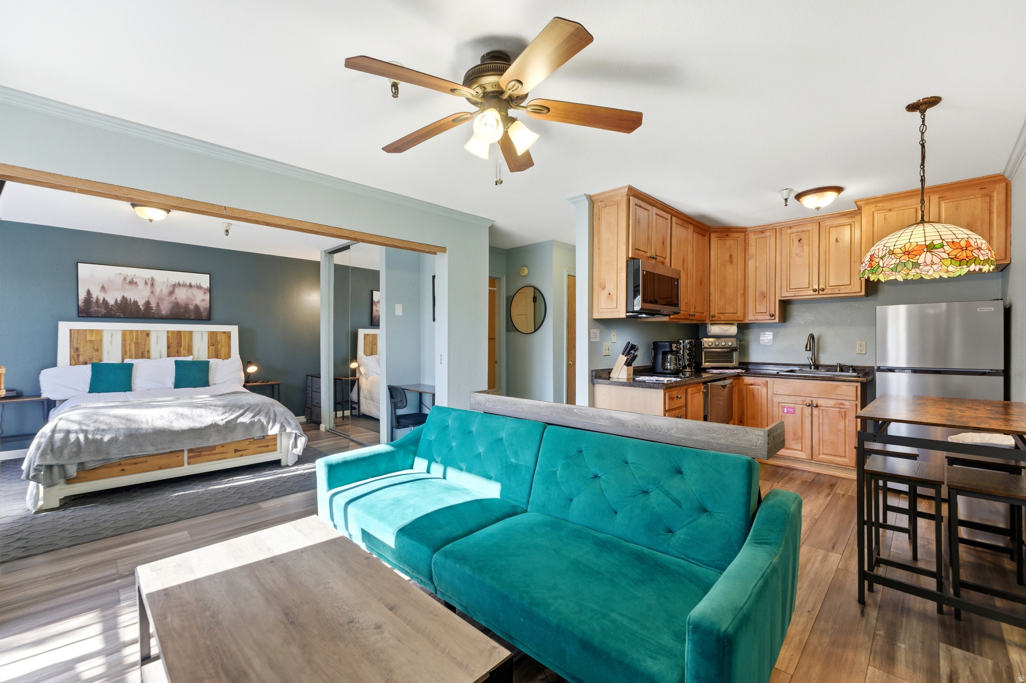 CARRIAGE HOUSE CONDOMINIUMS - Residential