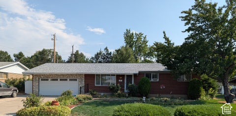 Photo of 256 E TENNYSON AVE, Sandy, UT 84070 (MLS # 2192492)
