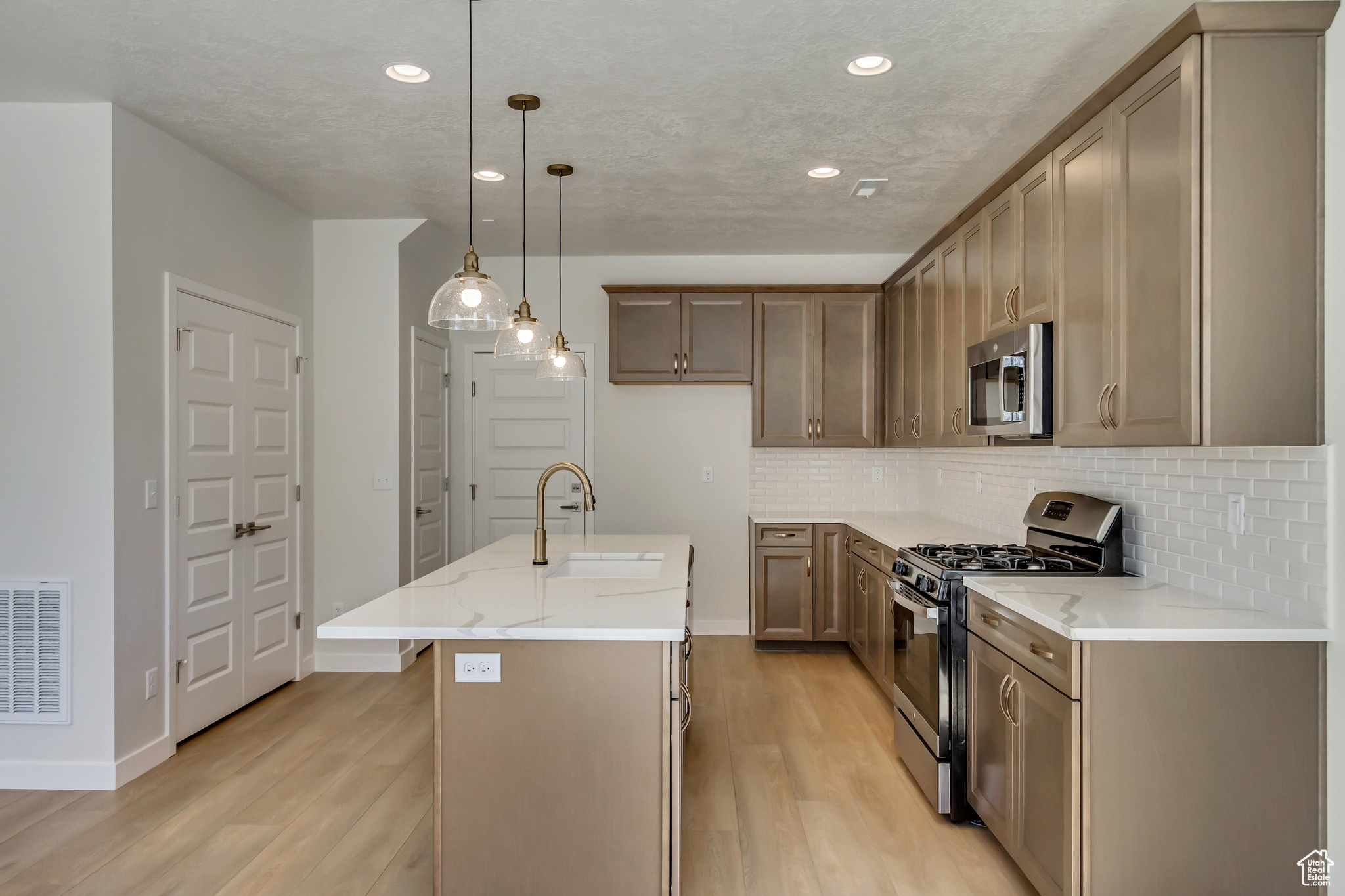 BOULDER AT SKY RANCH - Residential