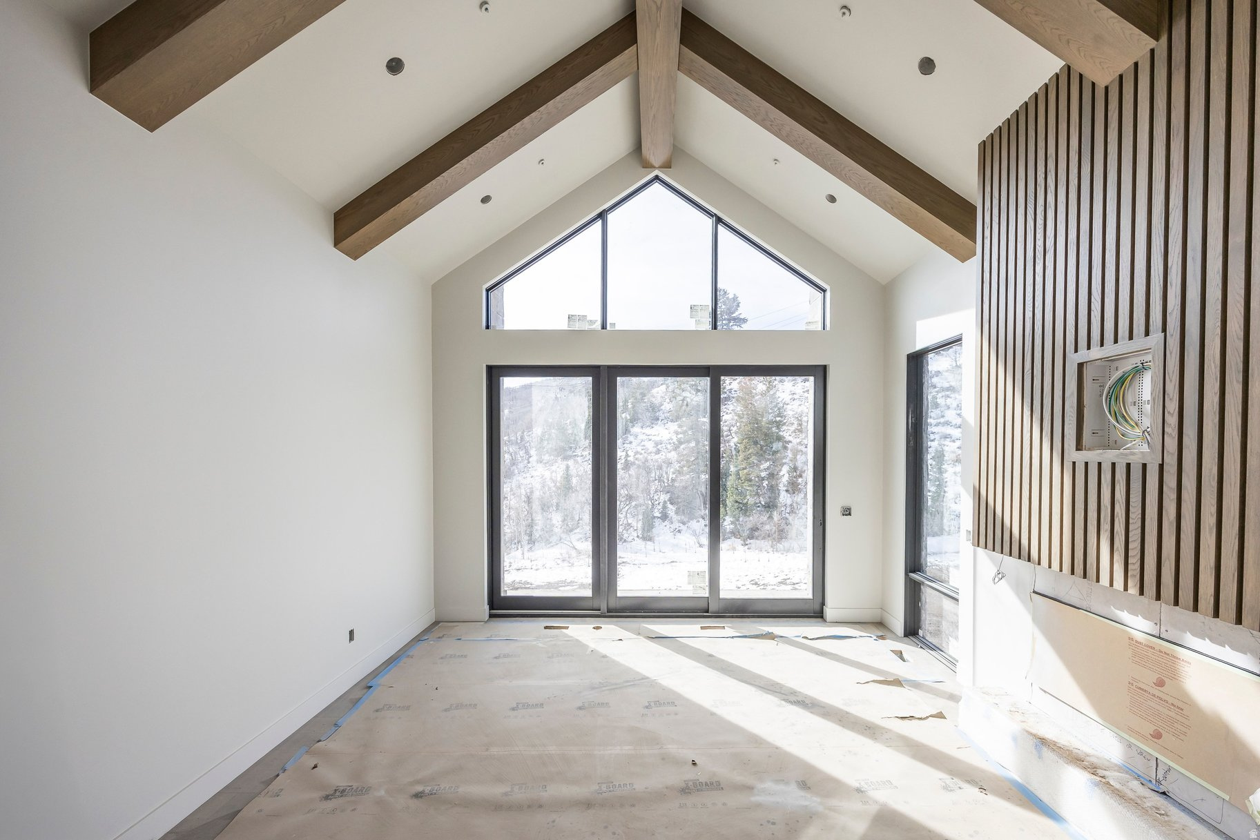 VELVAERE - Residential