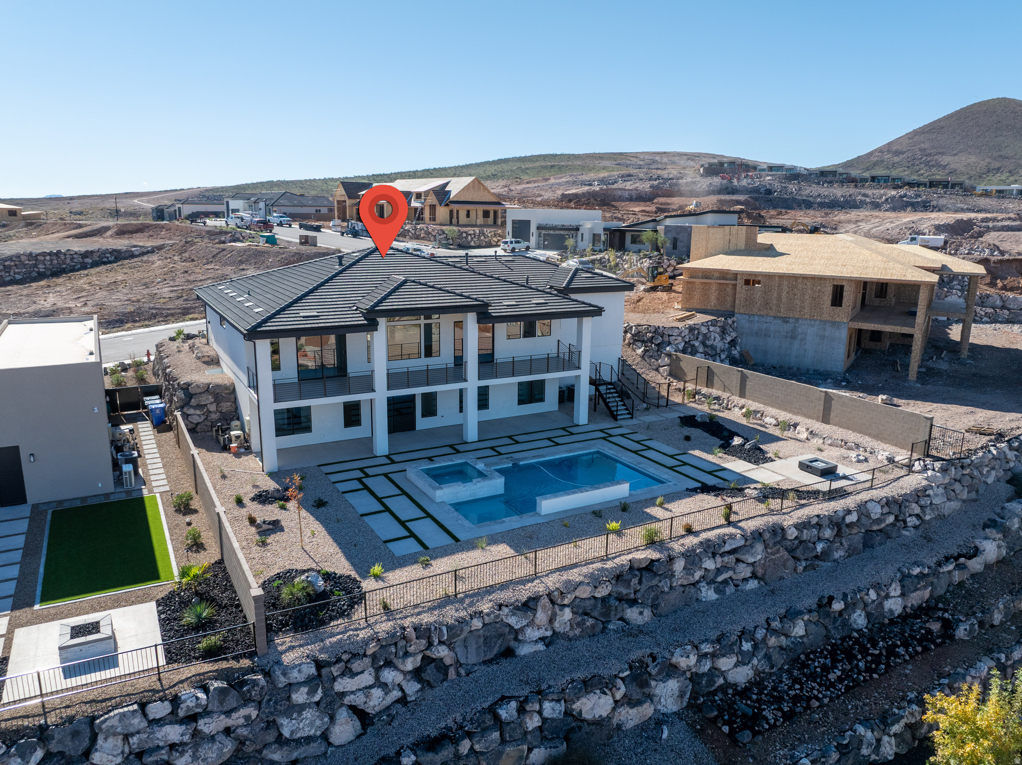 SCENIC POINTE 2 - Residential