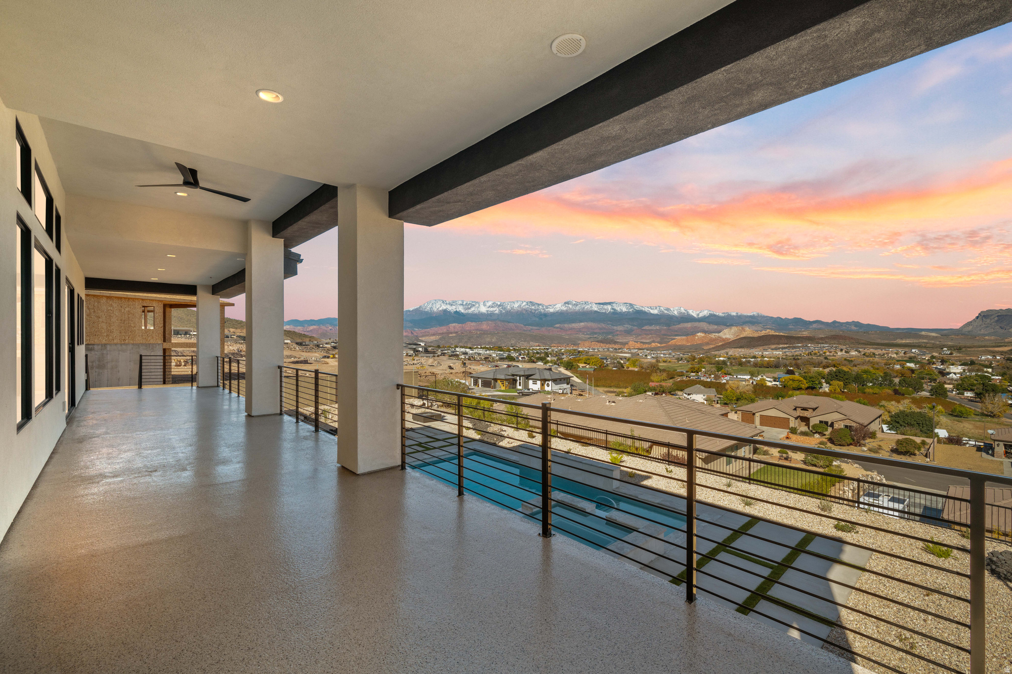 SCENIC POINTE 2 - Residential