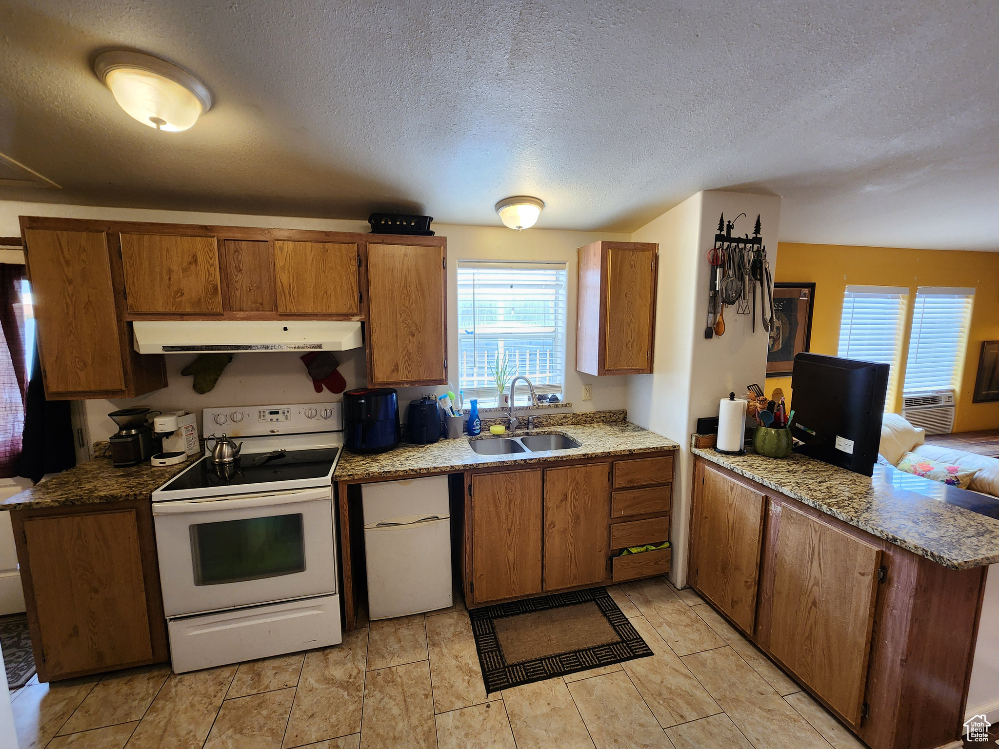 SHADOW RIDGE MHP - Residential