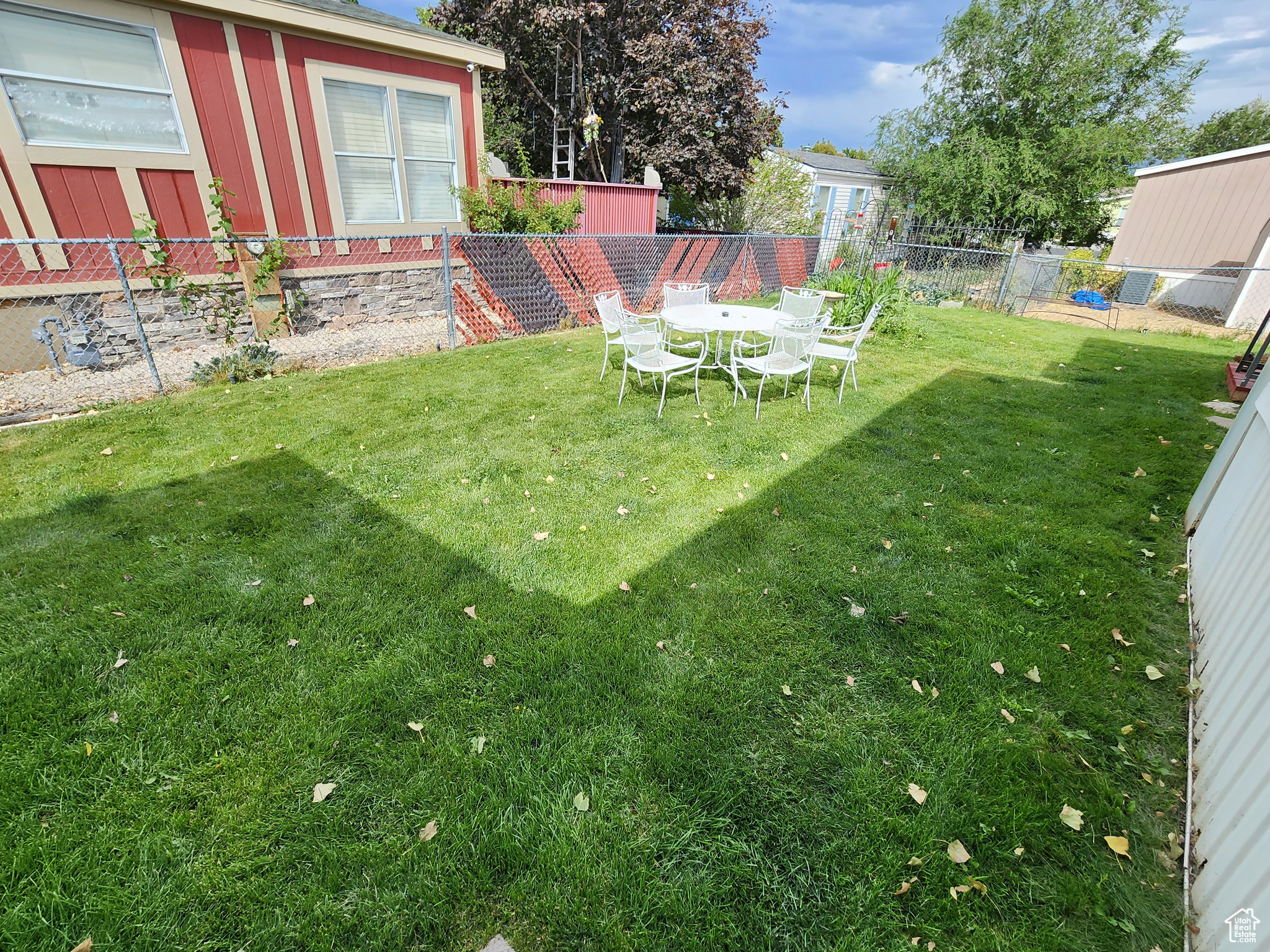 SHADOW RIDGE MHP - Residential
