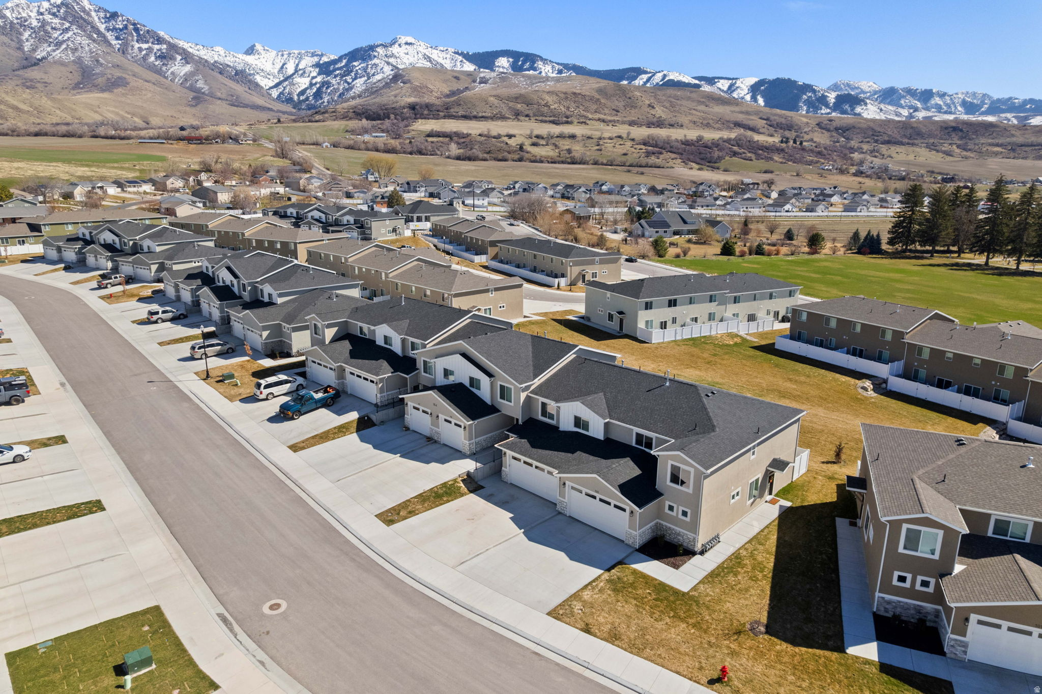 RICHMOND VILLAGE - Residential