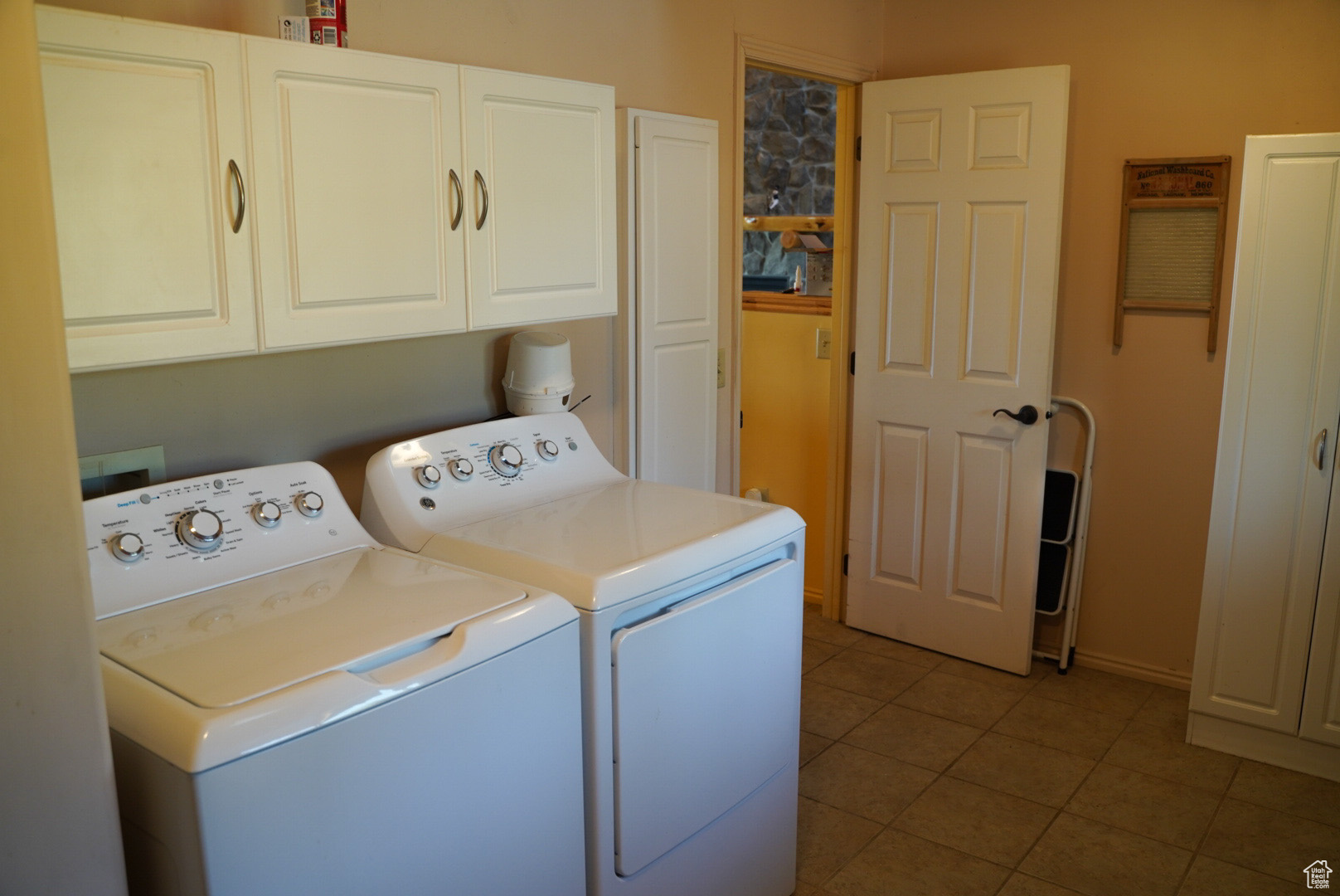 PLAT A TWIN OAKS SUBD - Residential