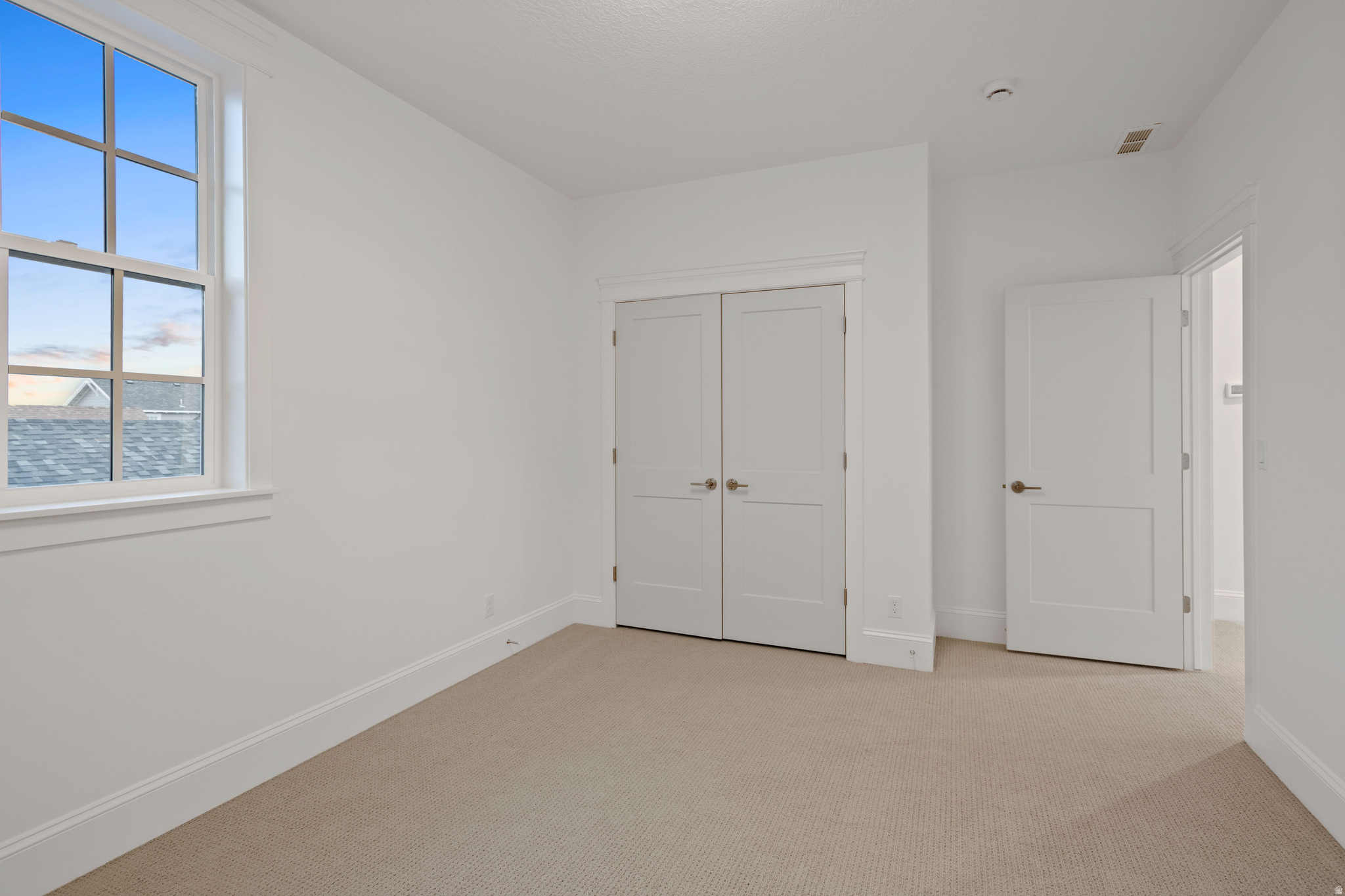 DAYBREAK - Residential