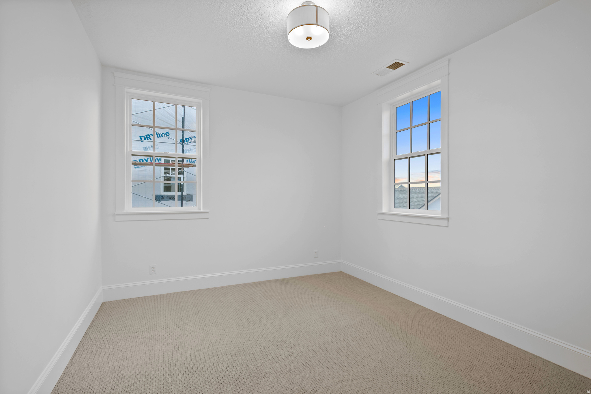 DAYBREAK - Residential