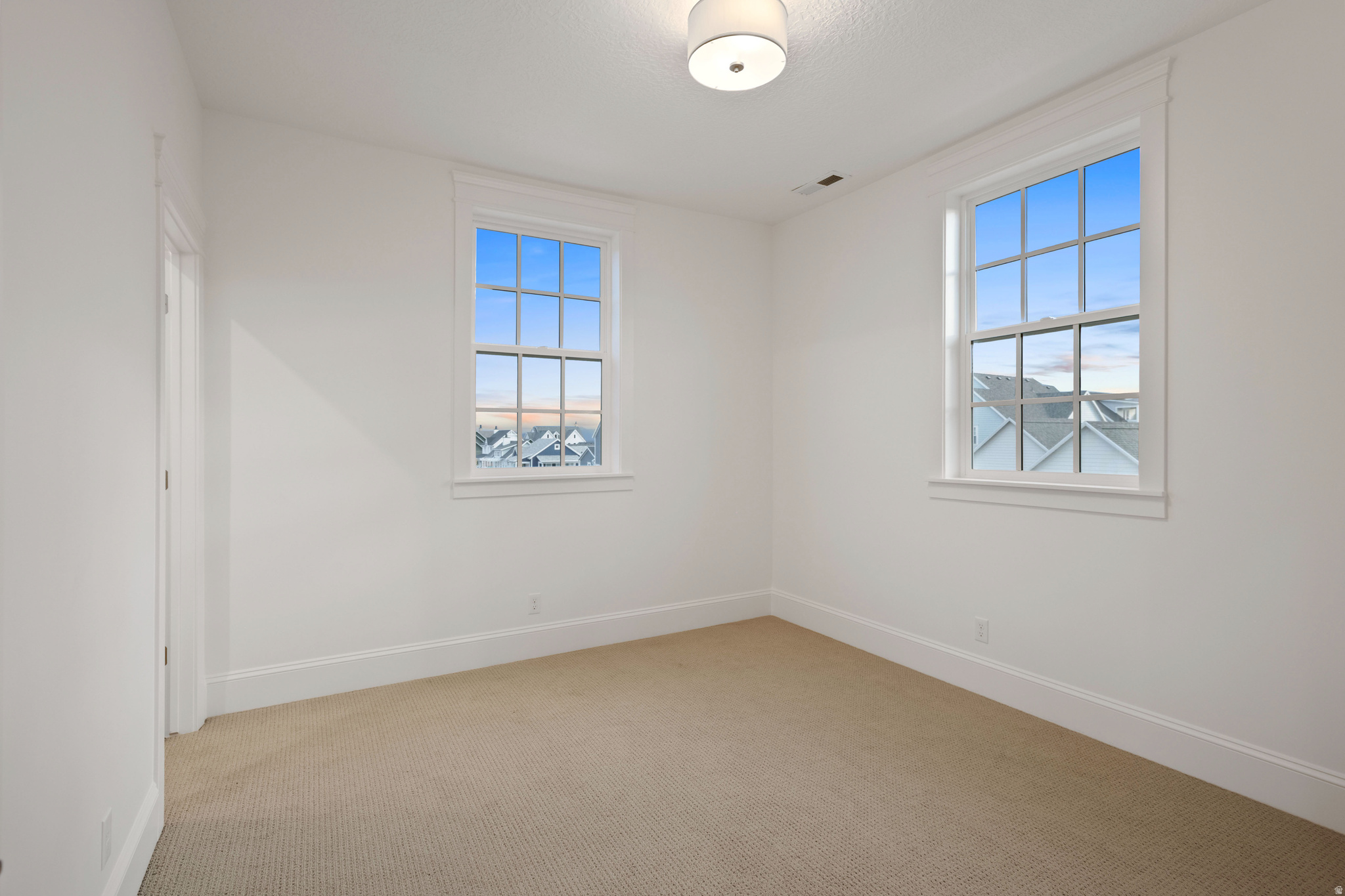 DAYBREAK - Residential