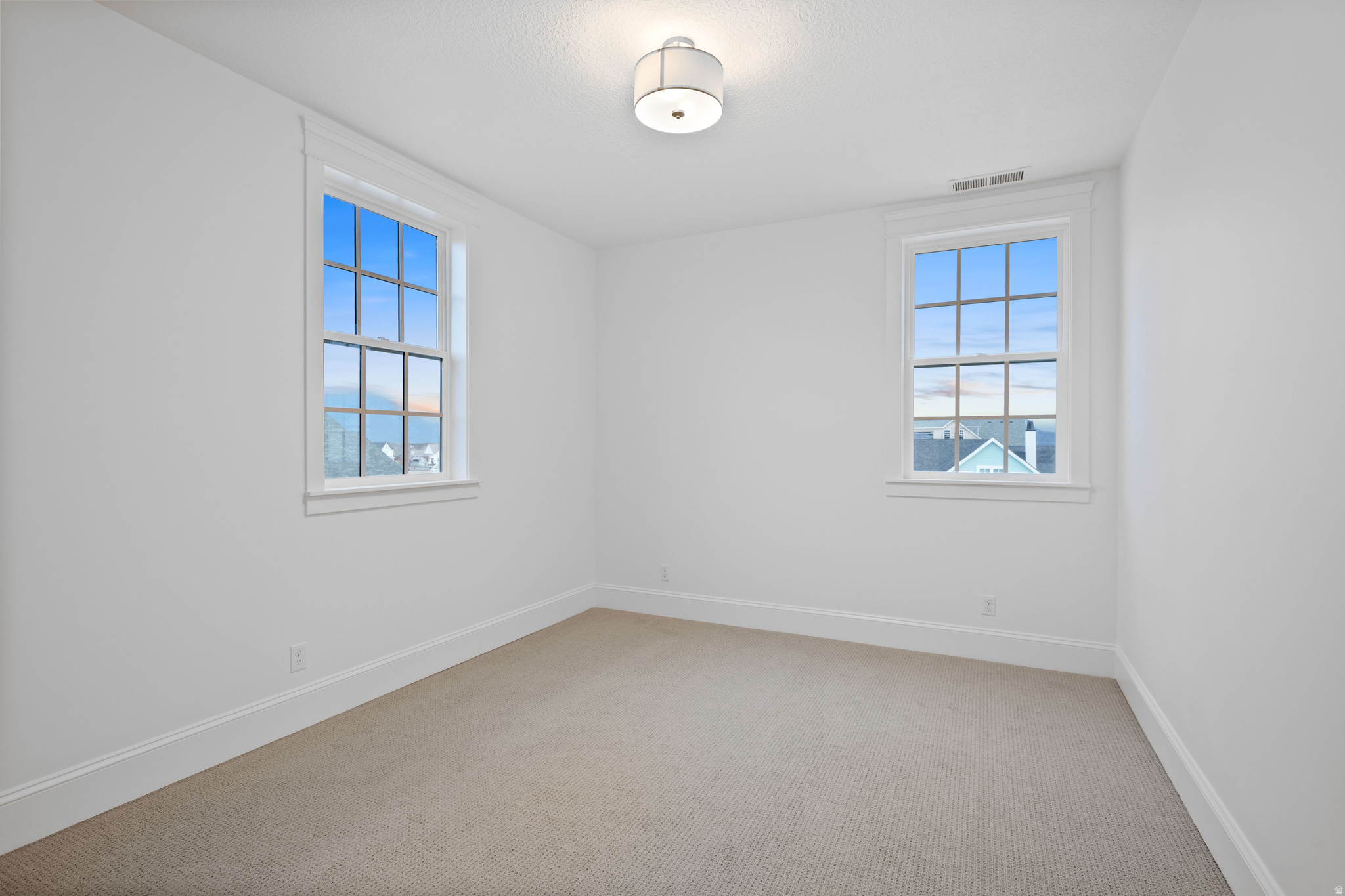 DAYBREAK - Residential