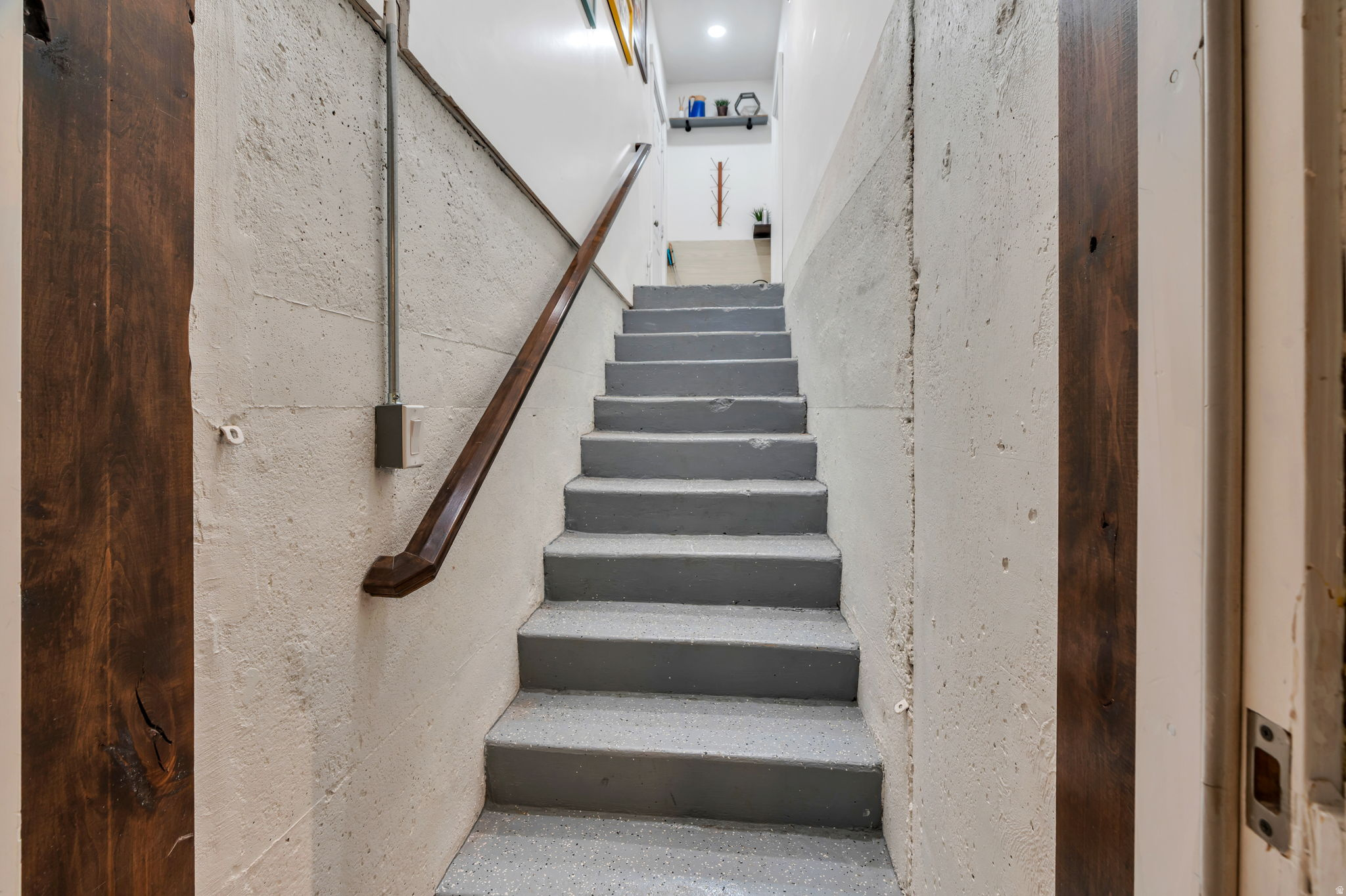 HIGHLAND MANOR ESTATES - Residential