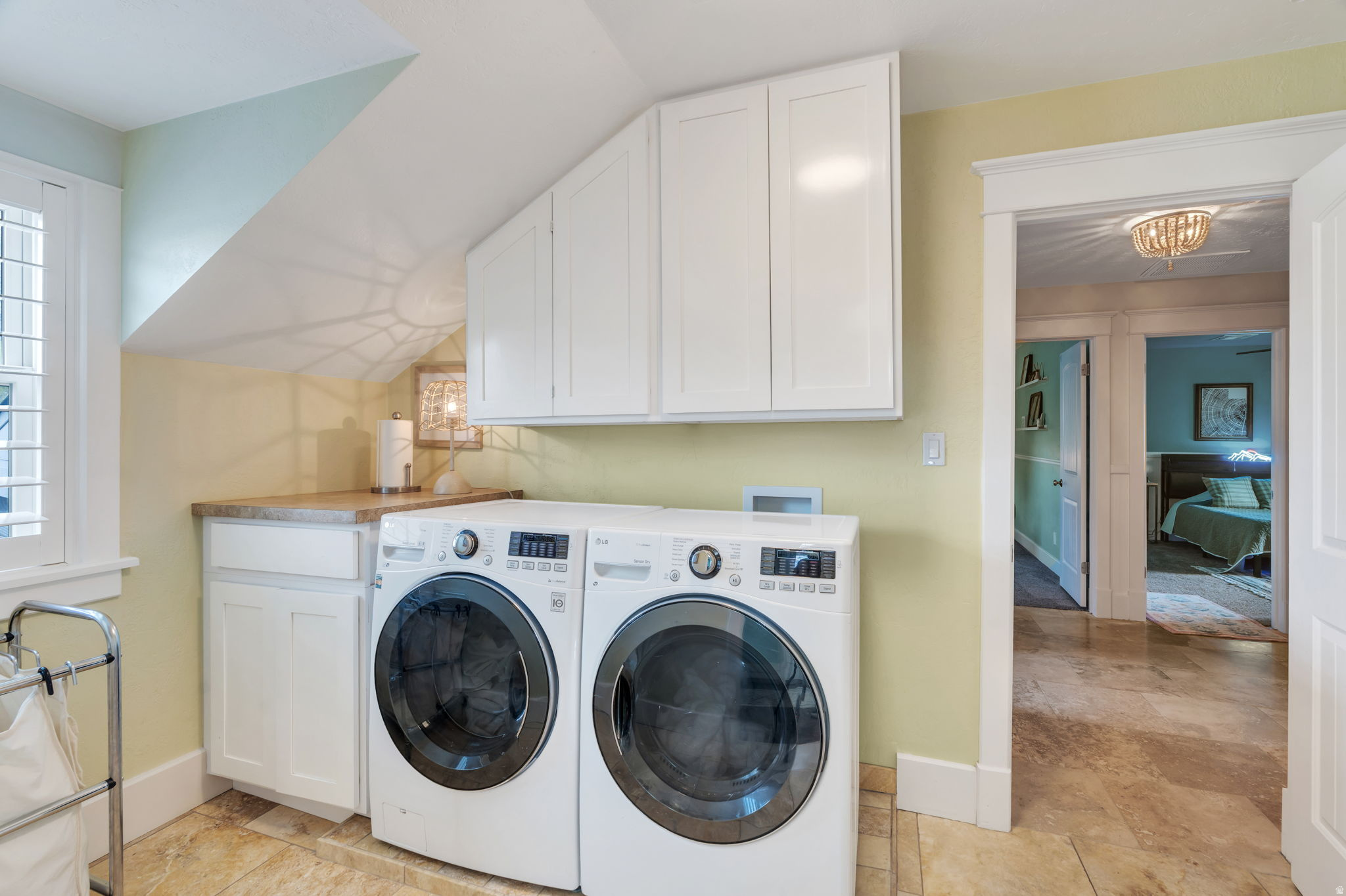 HIGHLAND MANOR ESTATES - Residential