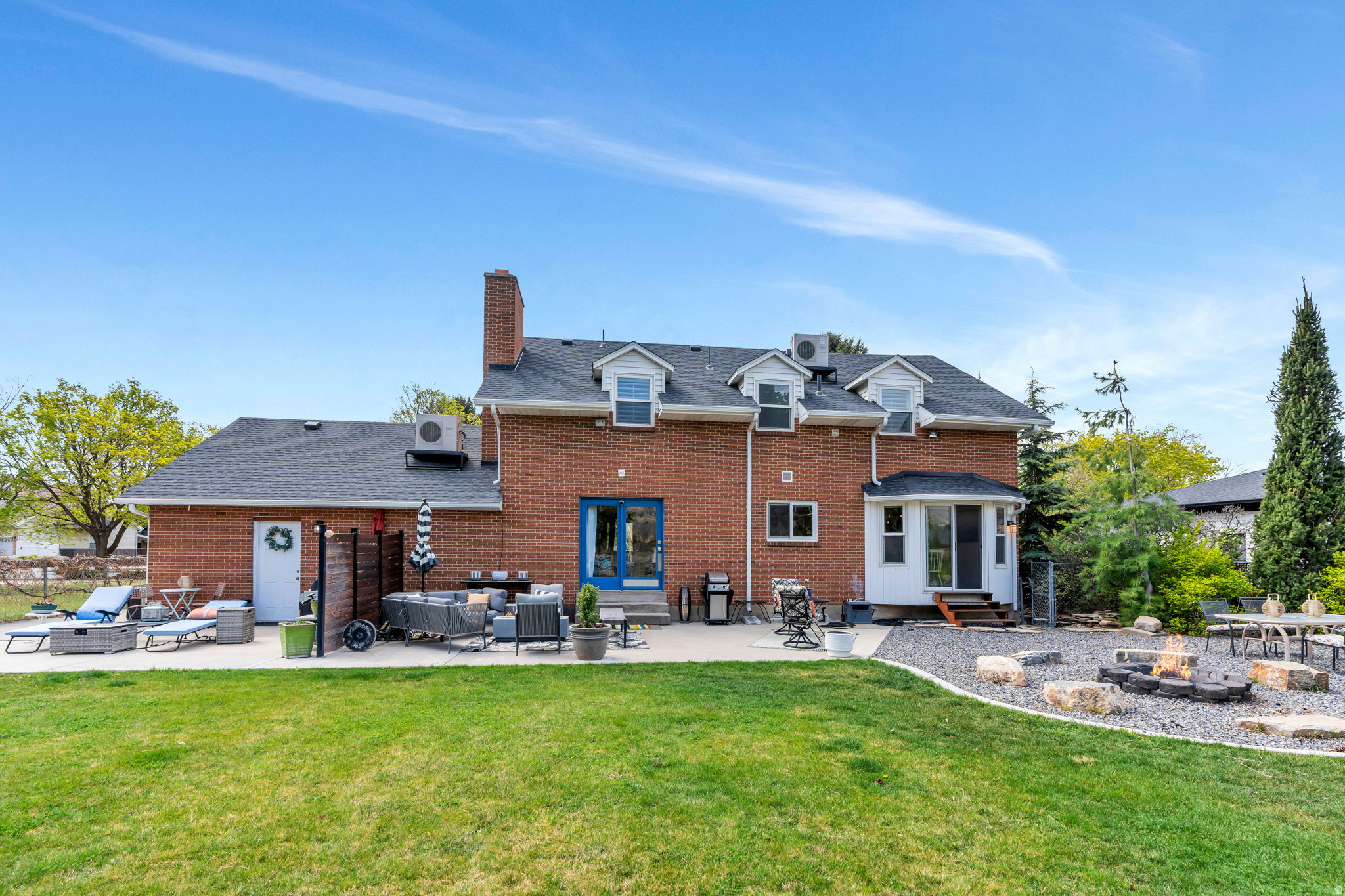 HIGHLAND MANOR ESTATES - Residential