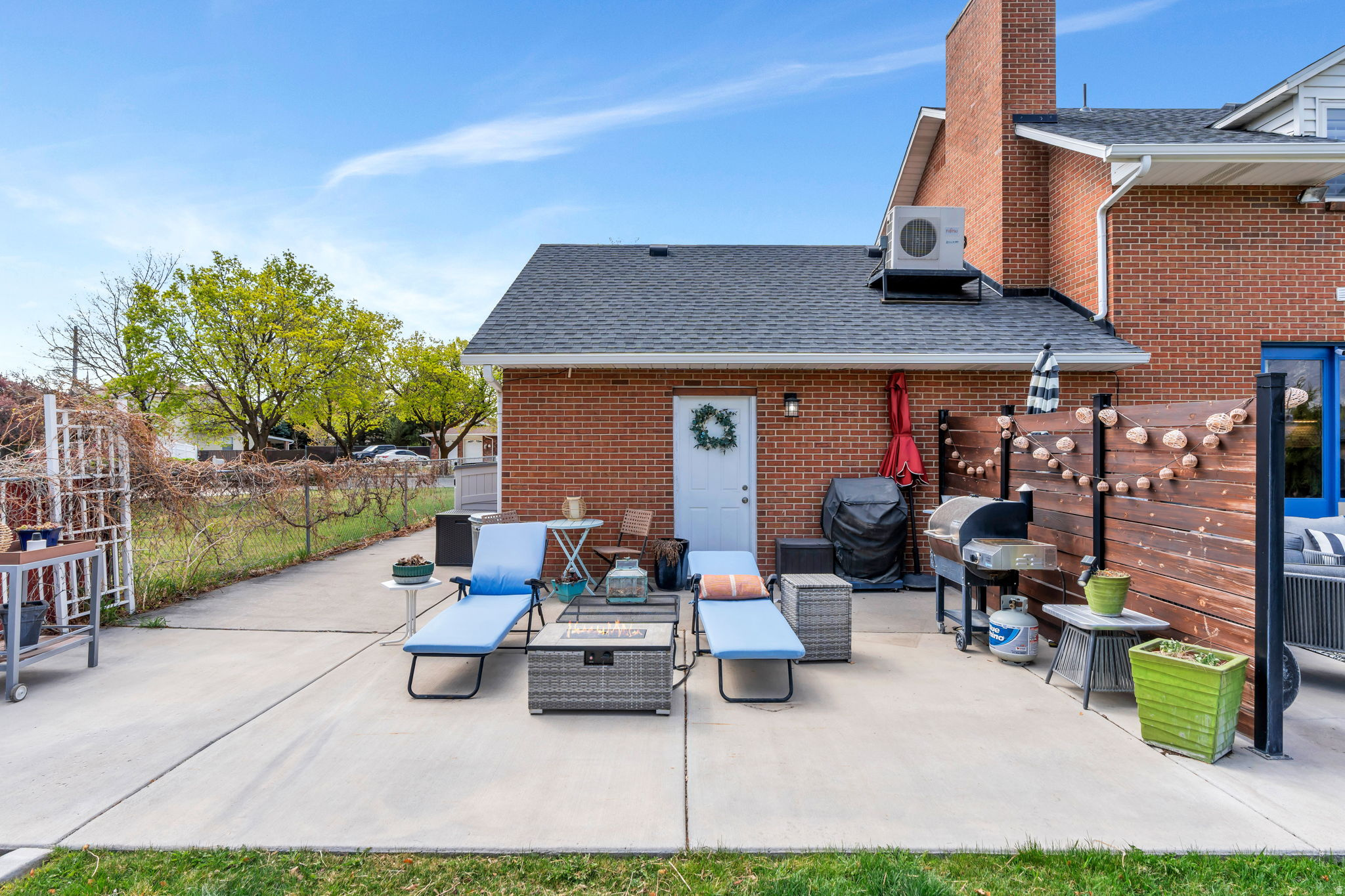 HIGHLAND MANOR ESTATES - Residential