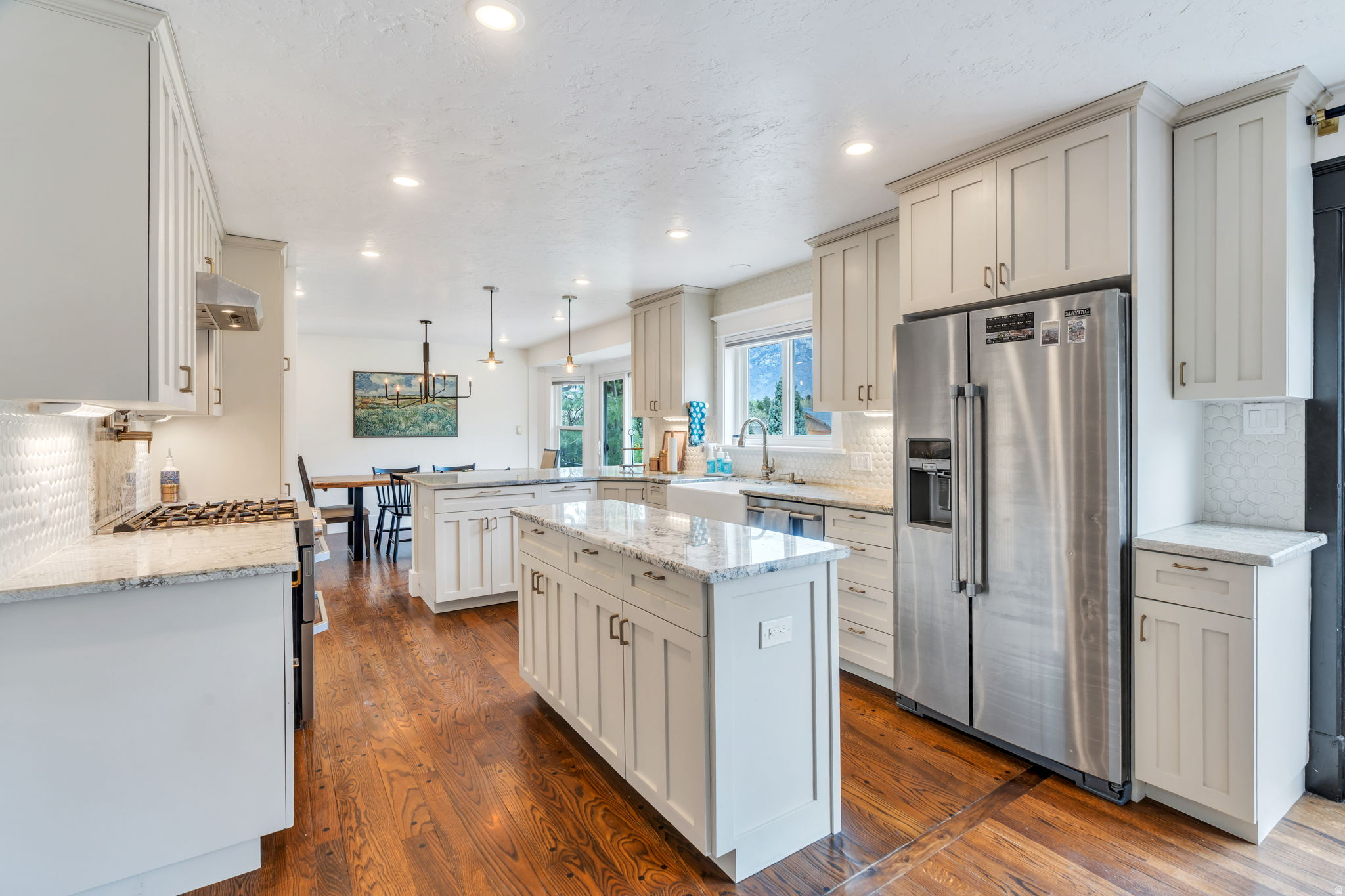 HIGHLAND MANOR ESTATES - Residential