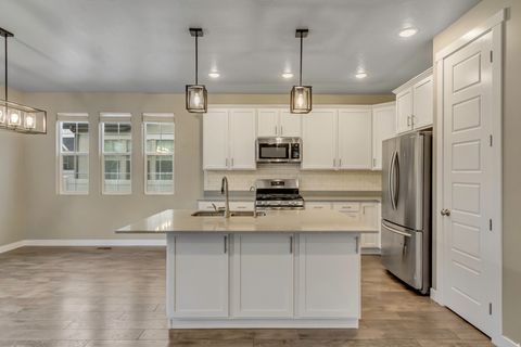 Tiny photo for 3206 W 1670 N, Provo, UT 84601 (MLS # 2126264)