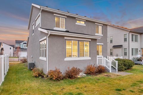 Tiny photo for 3206 W 1670 N, Provo, UT 84601 (MLS # 2126264)