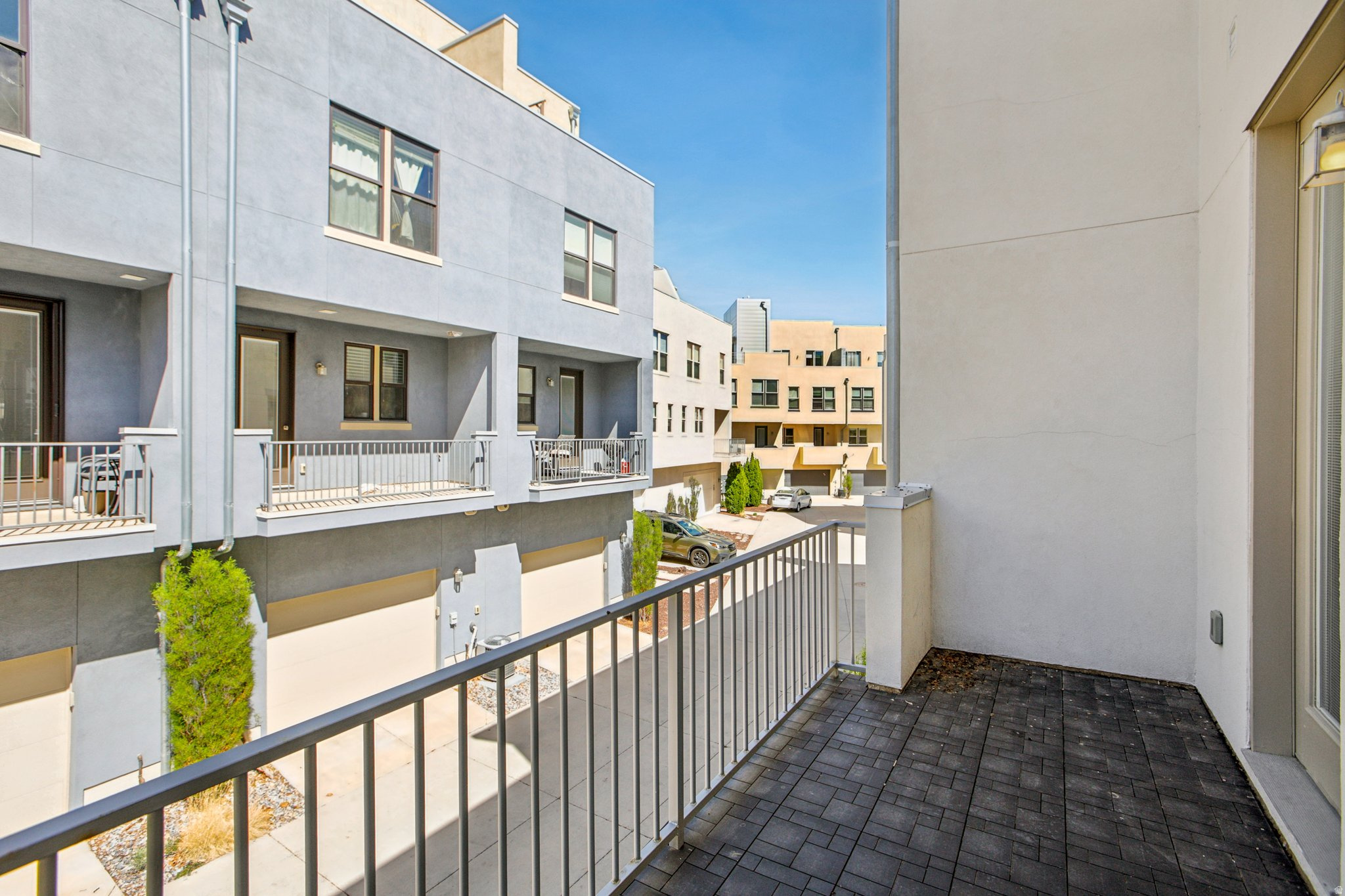 KENNECOTT - Residential