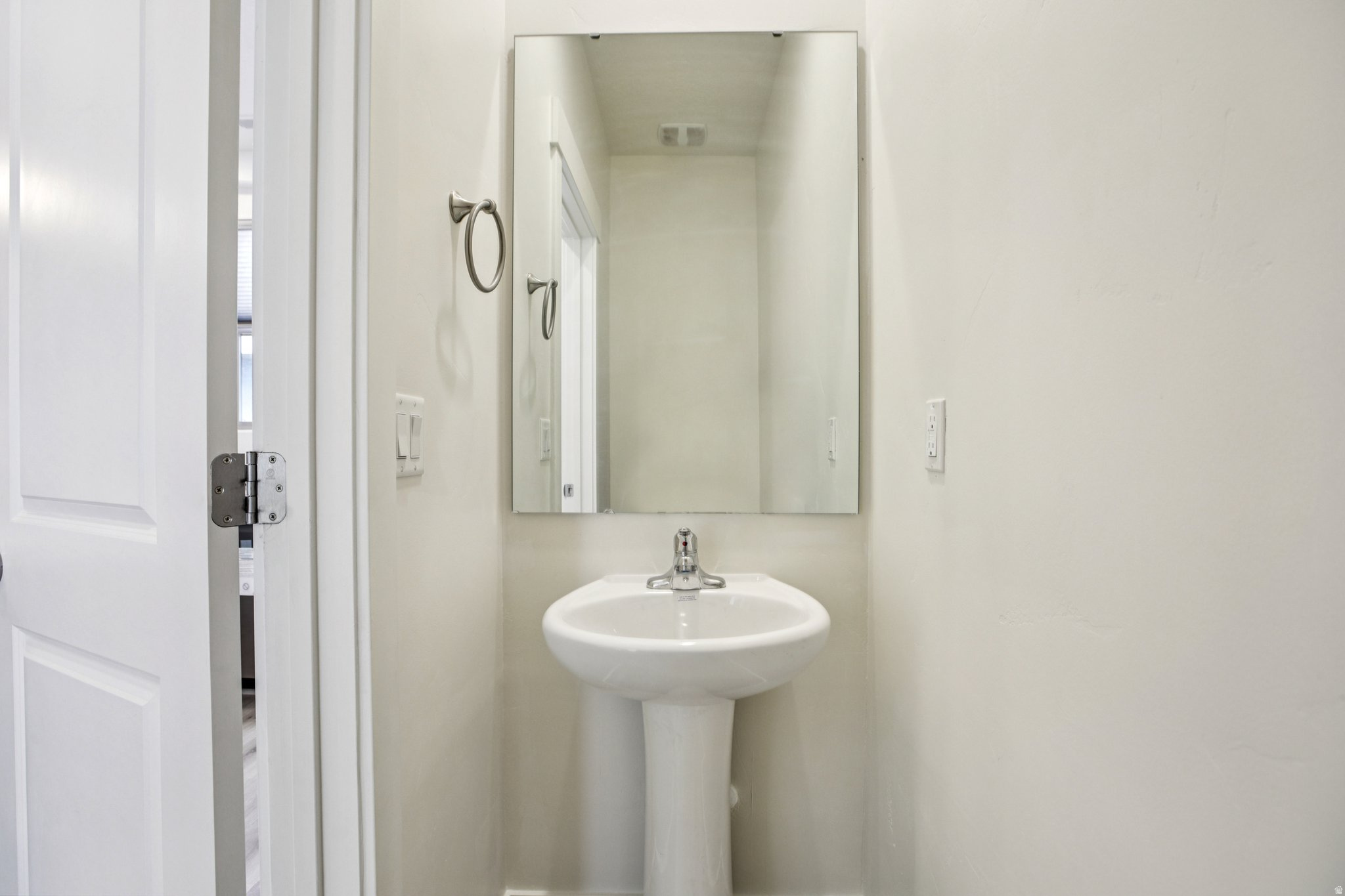 KENNECOTT - Residential