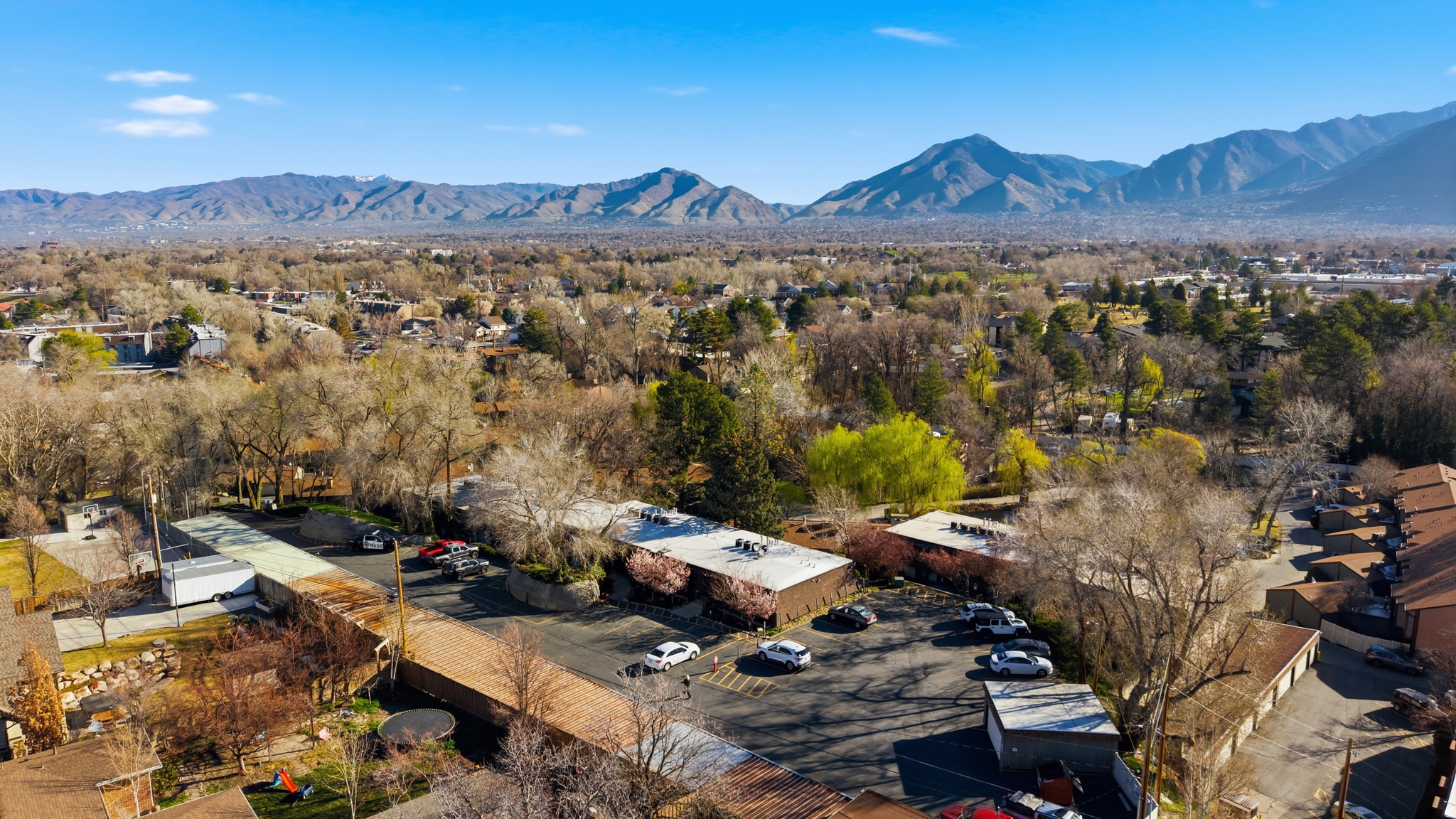 THE WILLOWS - Residential