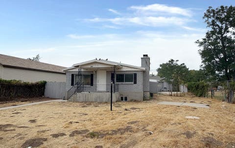 Photo of 241 N 7TH ST E, Tooele, UT 84074 (MLS # 2179161)