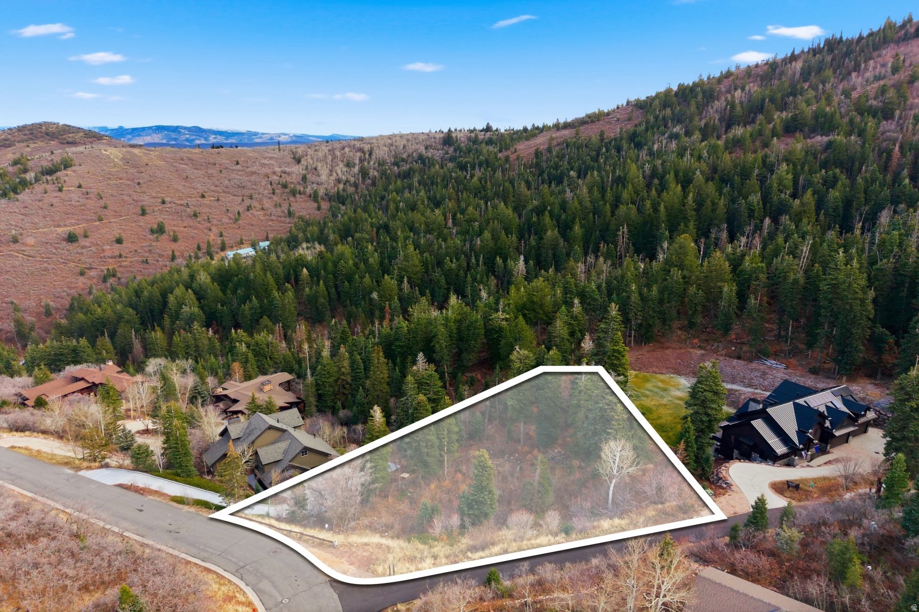 PINERIDGE SUBDIVISION - Land