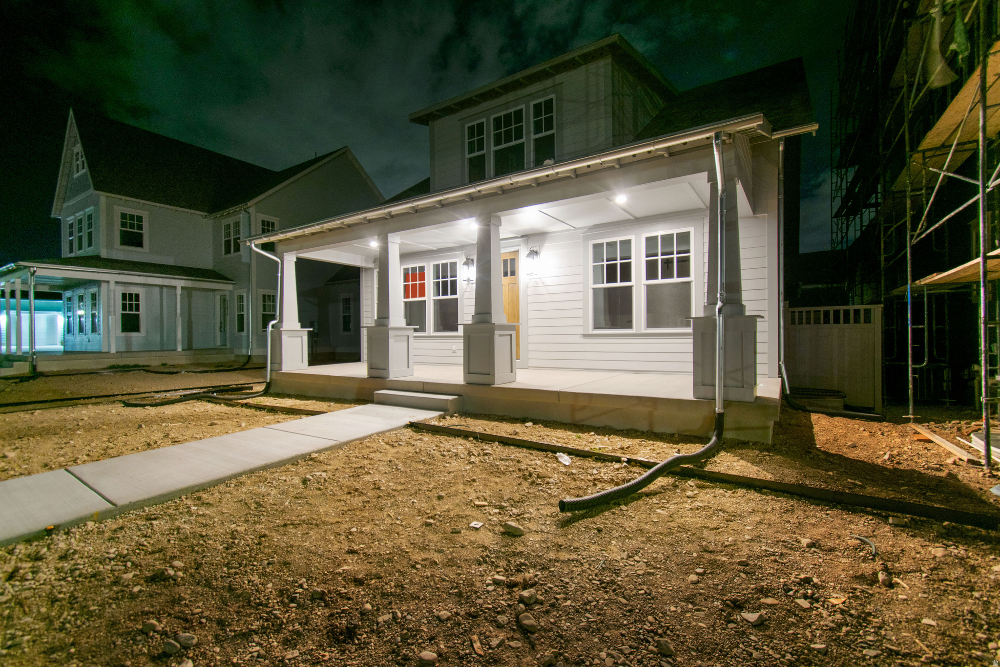 DAYBREAK - Residential