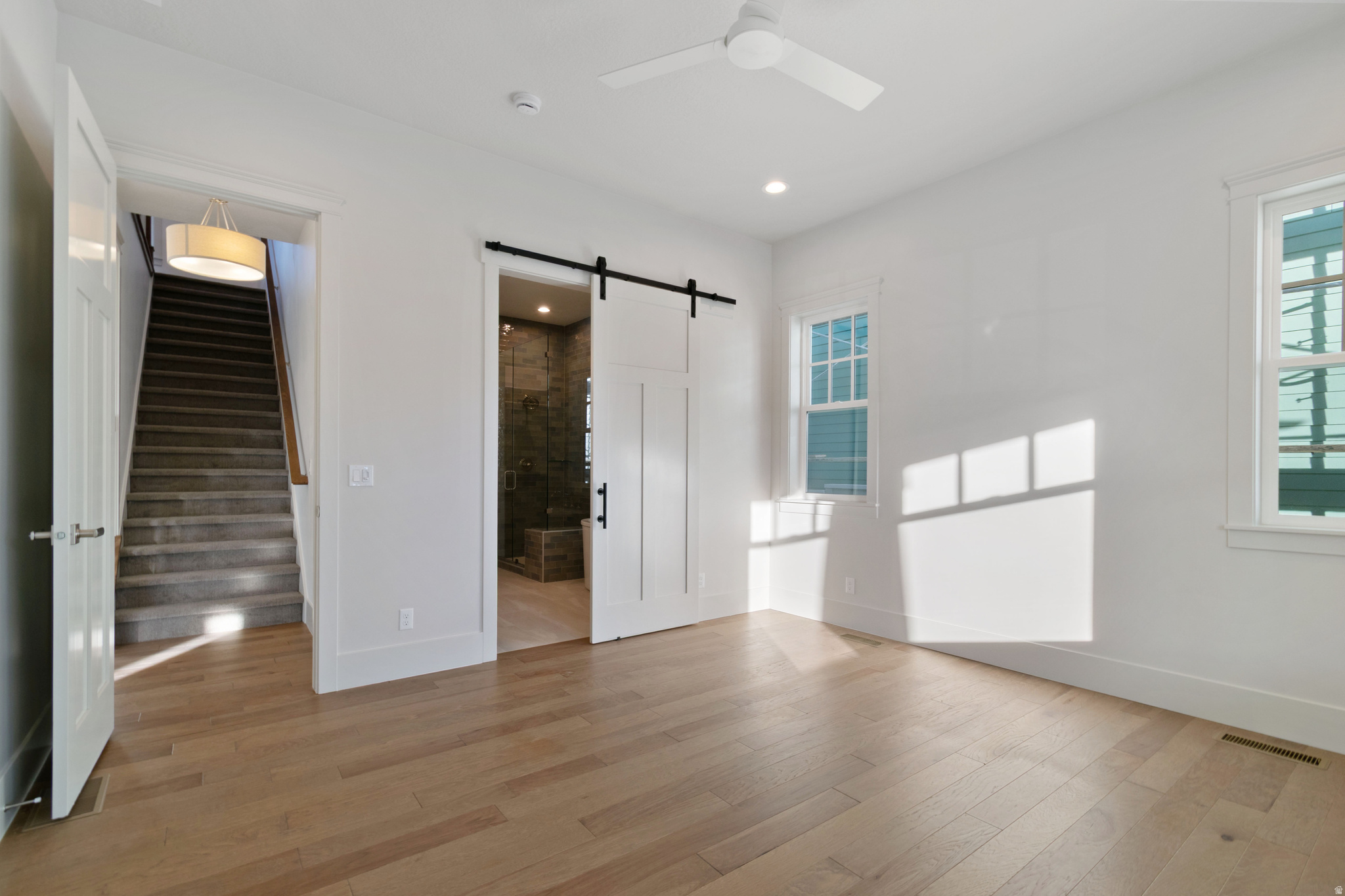 DAYBREAK - Residential