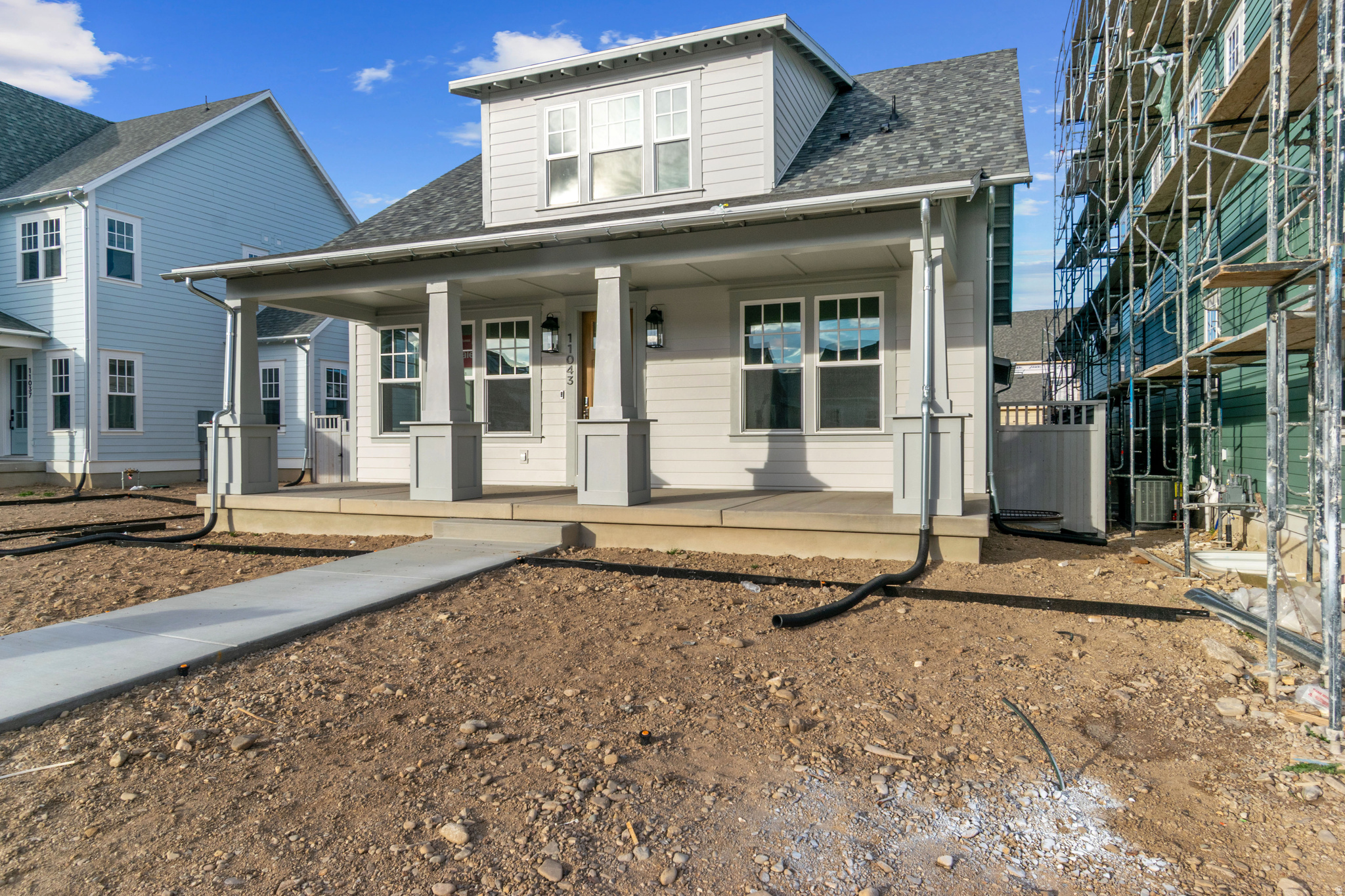 DAYBREAK - Residential