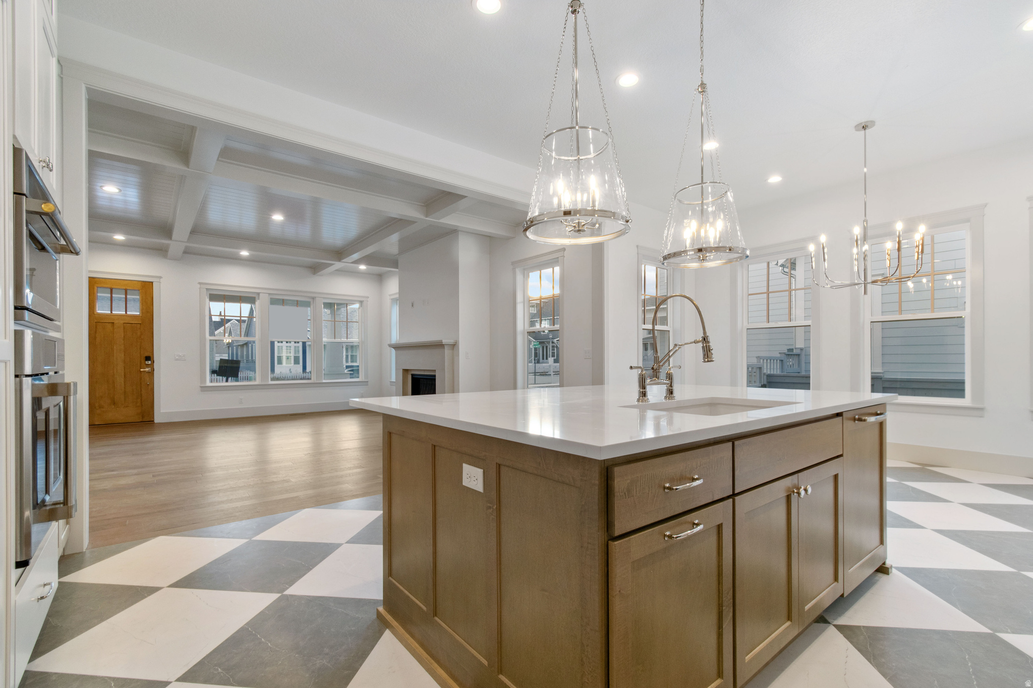 DAYBREAK - Residential