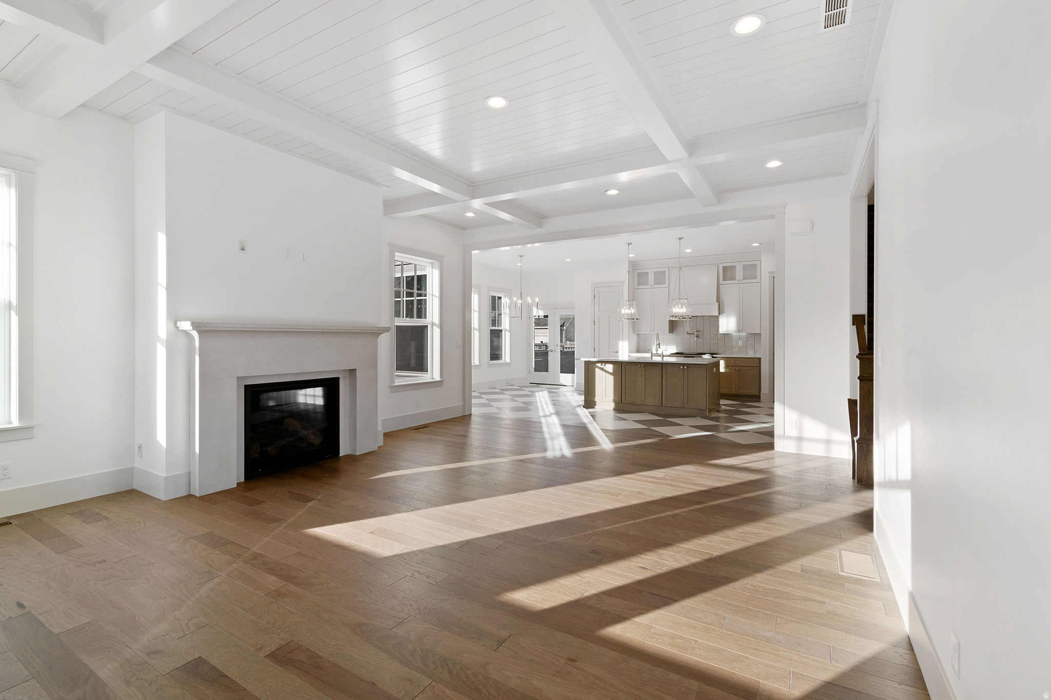 DAYBREAK - Residential